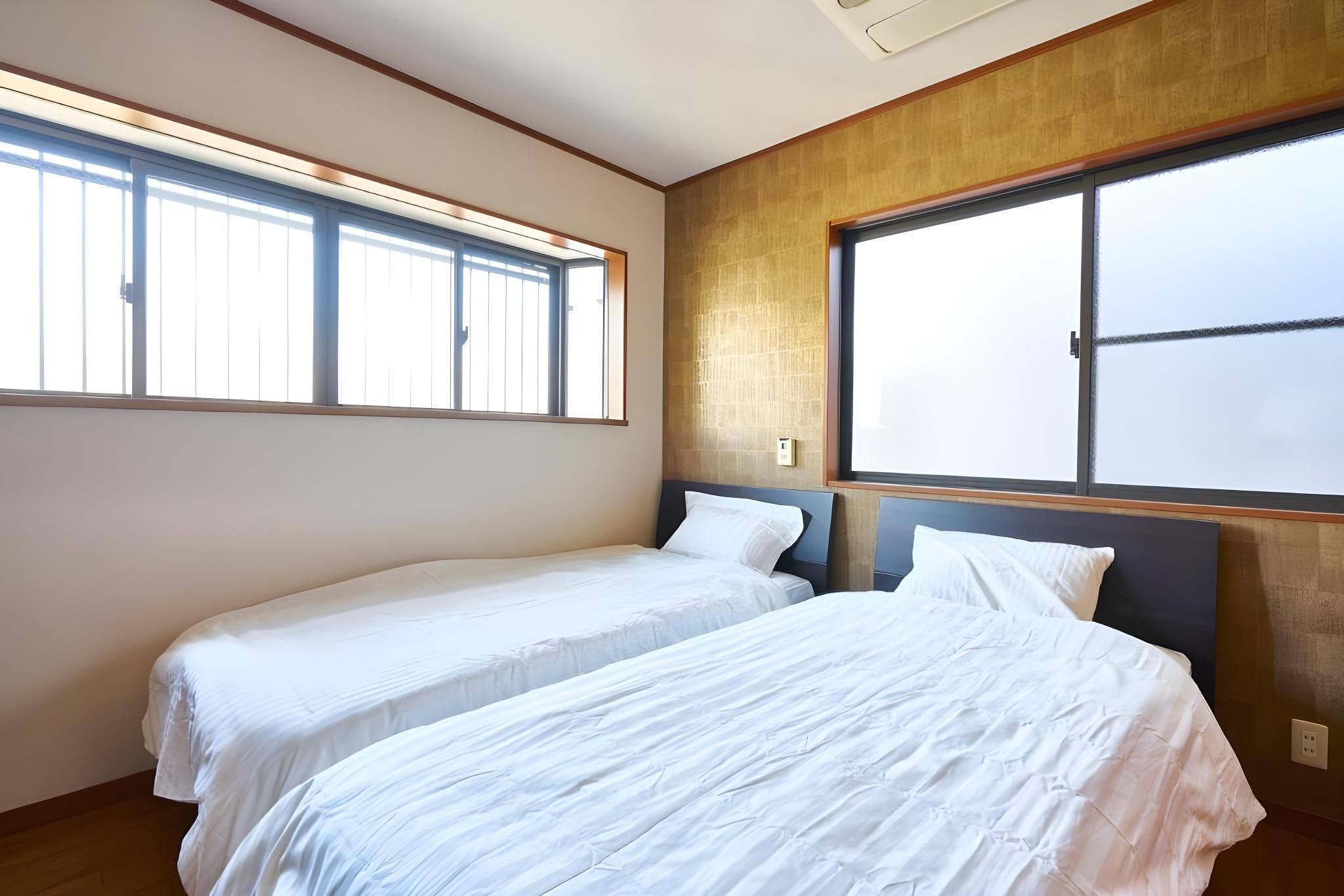 Standard Twin Room for 2 People - Non-Smoking