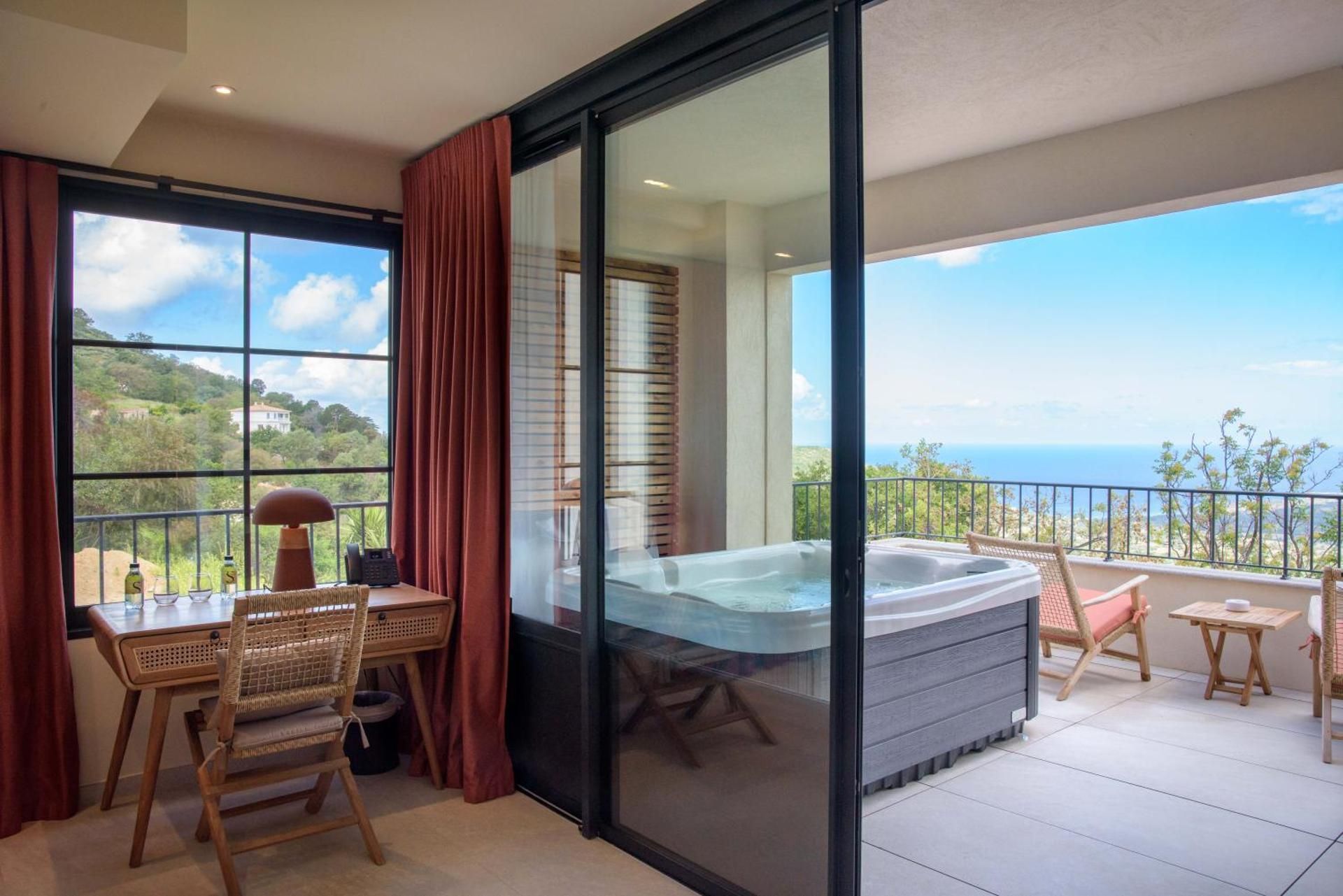 Suite with Sea View