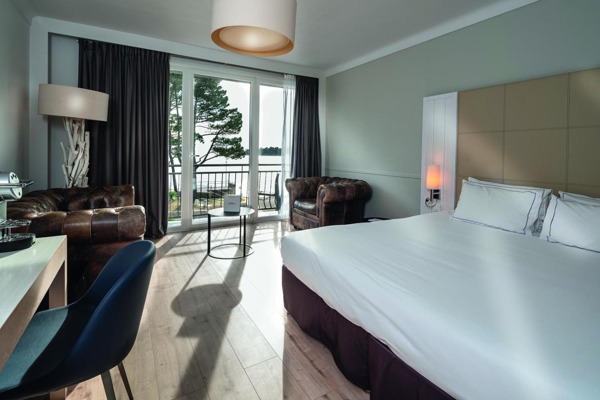 Premium Double Room with Sea View and Spa Access