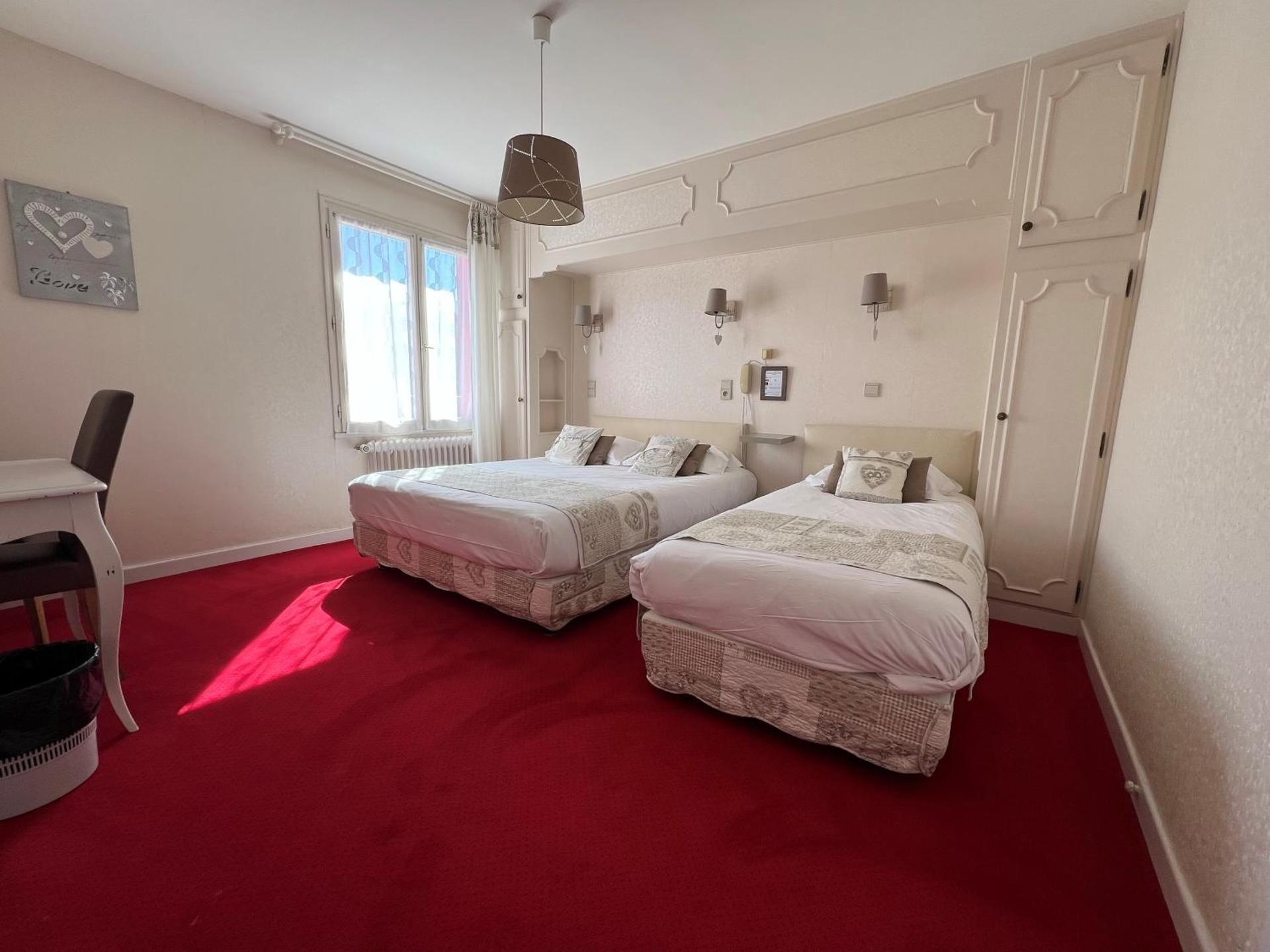 Economy Triple Room
