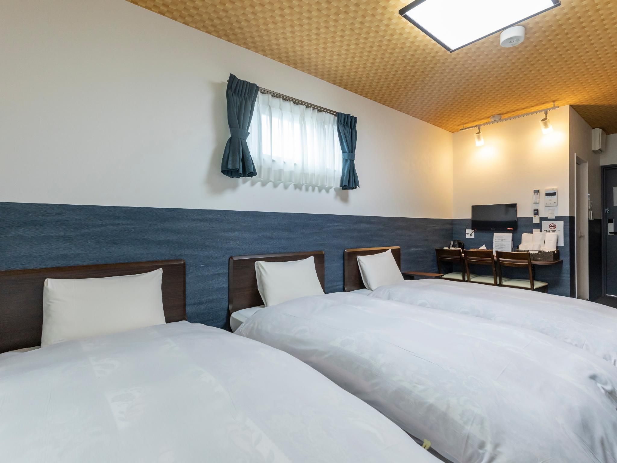 Triple Room - Non-Smoking