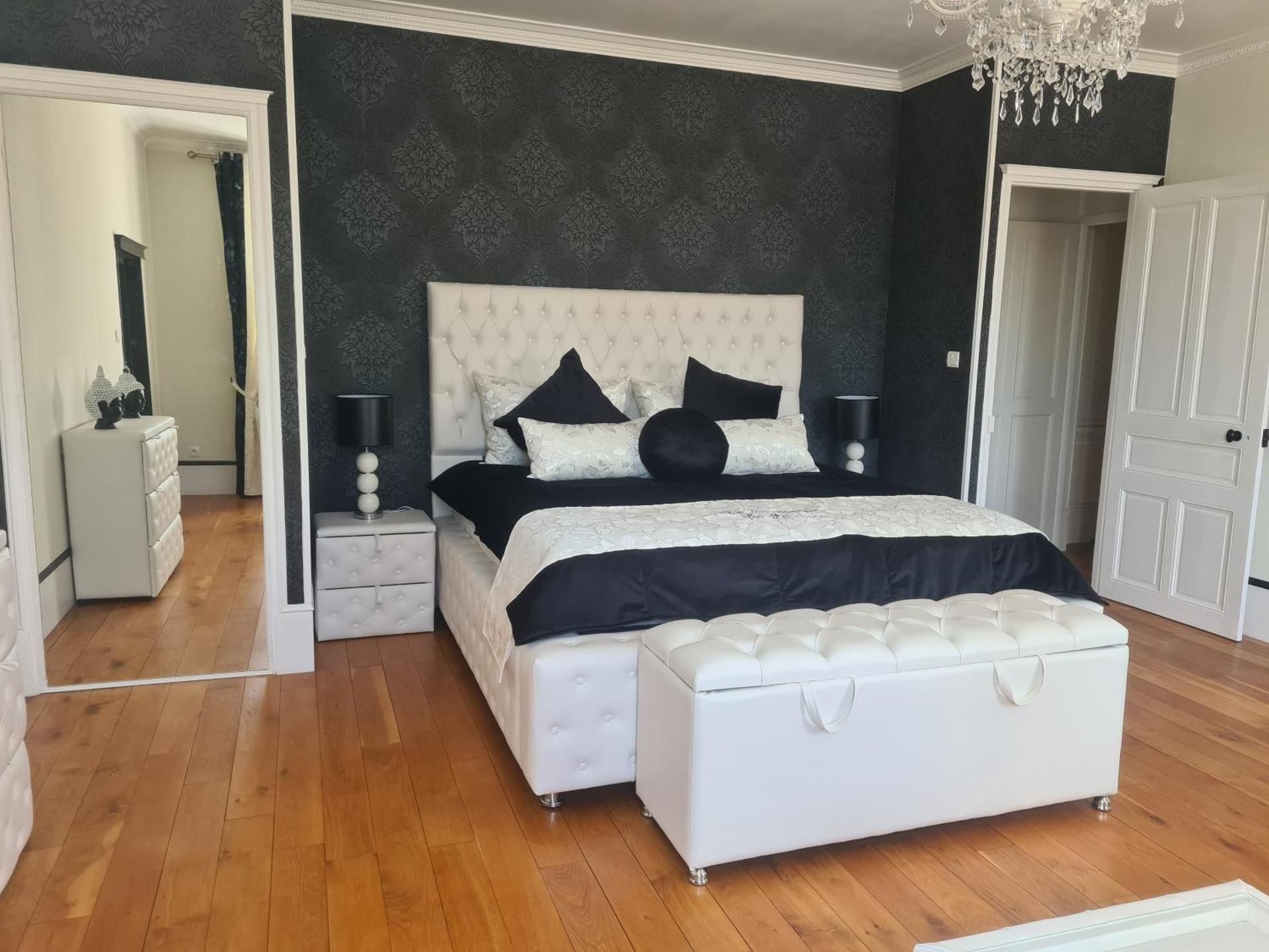 King Room with Pool View