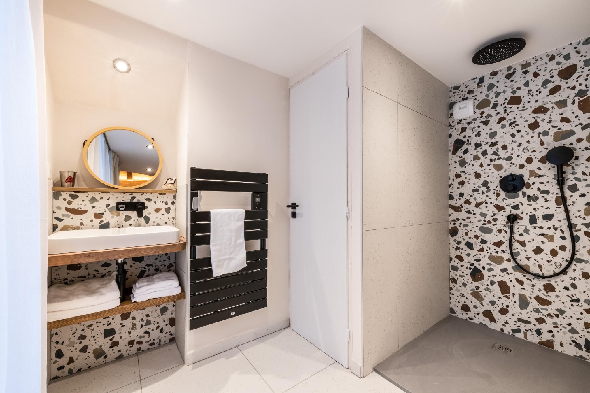 Deluxe Double Balcony Room