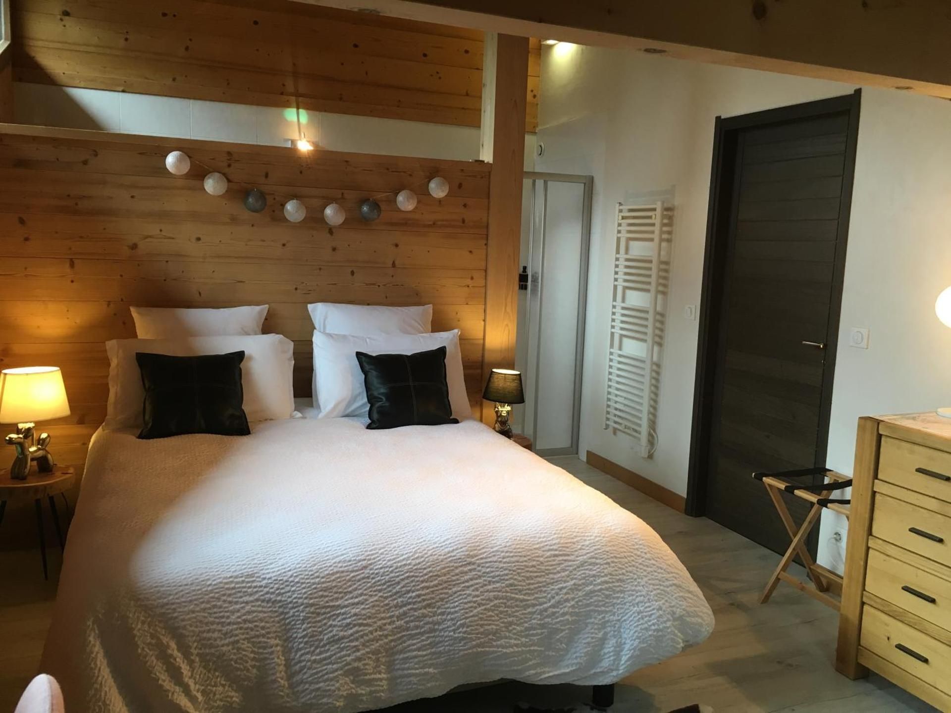King Room with Mountain View