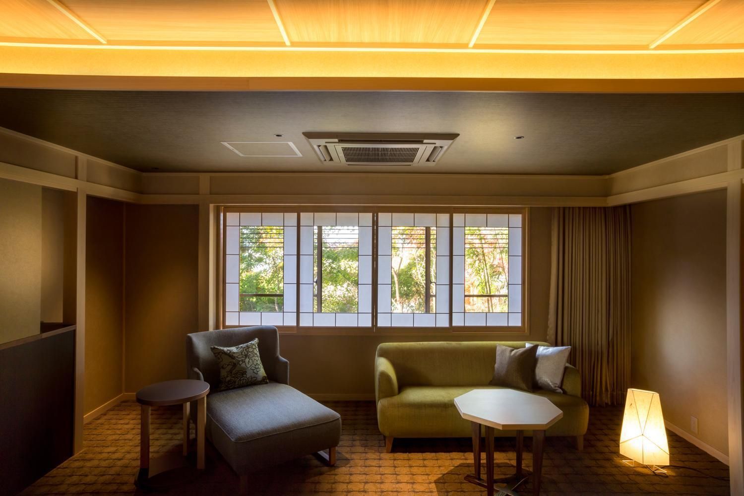 Twin Room TYPE B - Non-Smoking (2nd Floor)