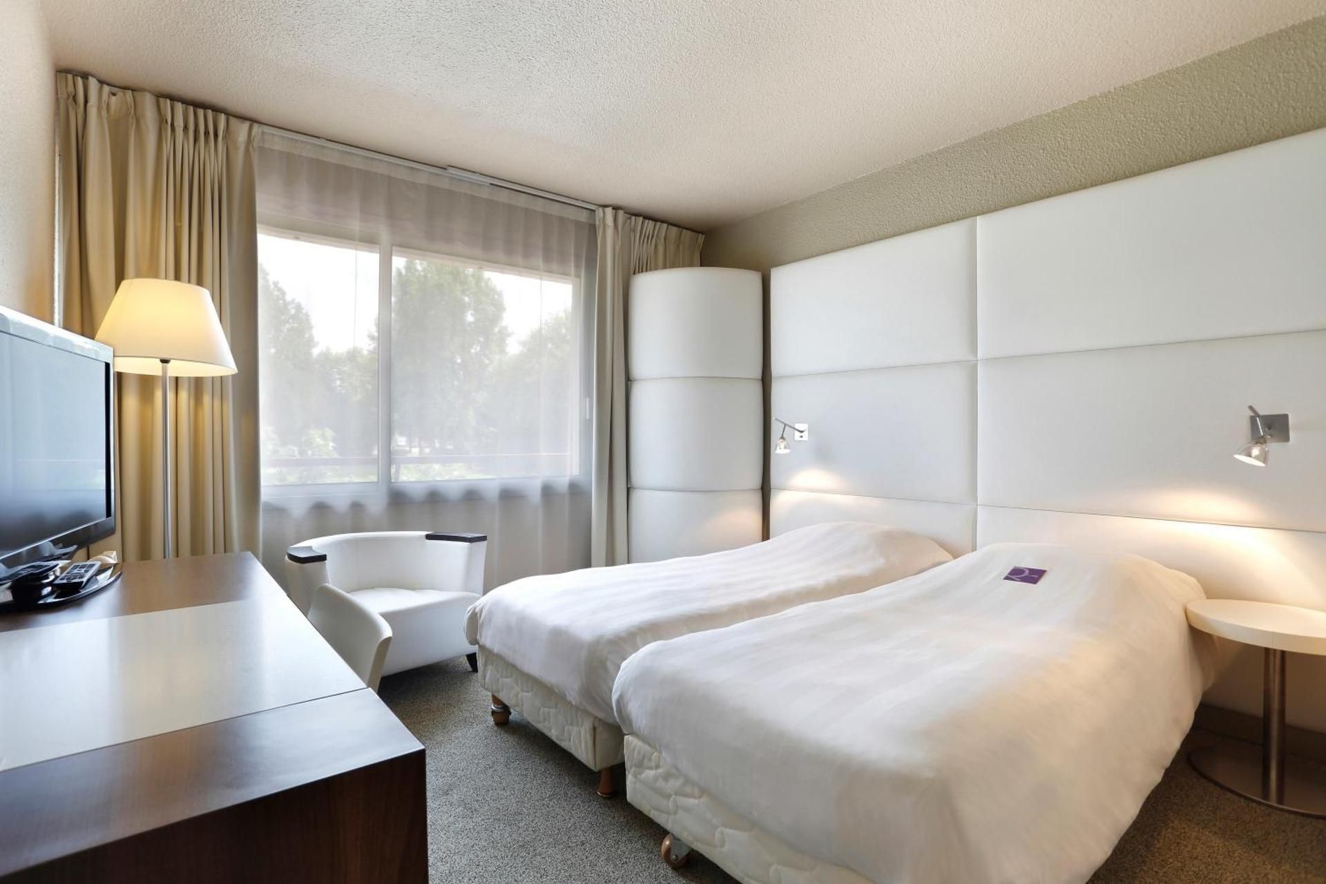 Standard Room with 2 Single Beds