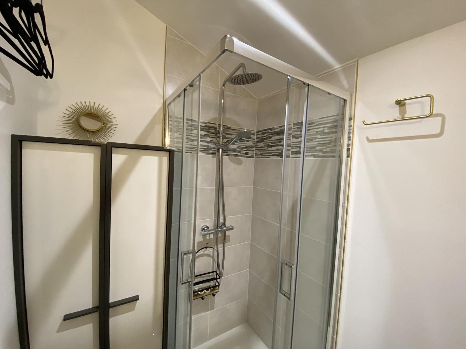 One-Bedroom Family Apartment