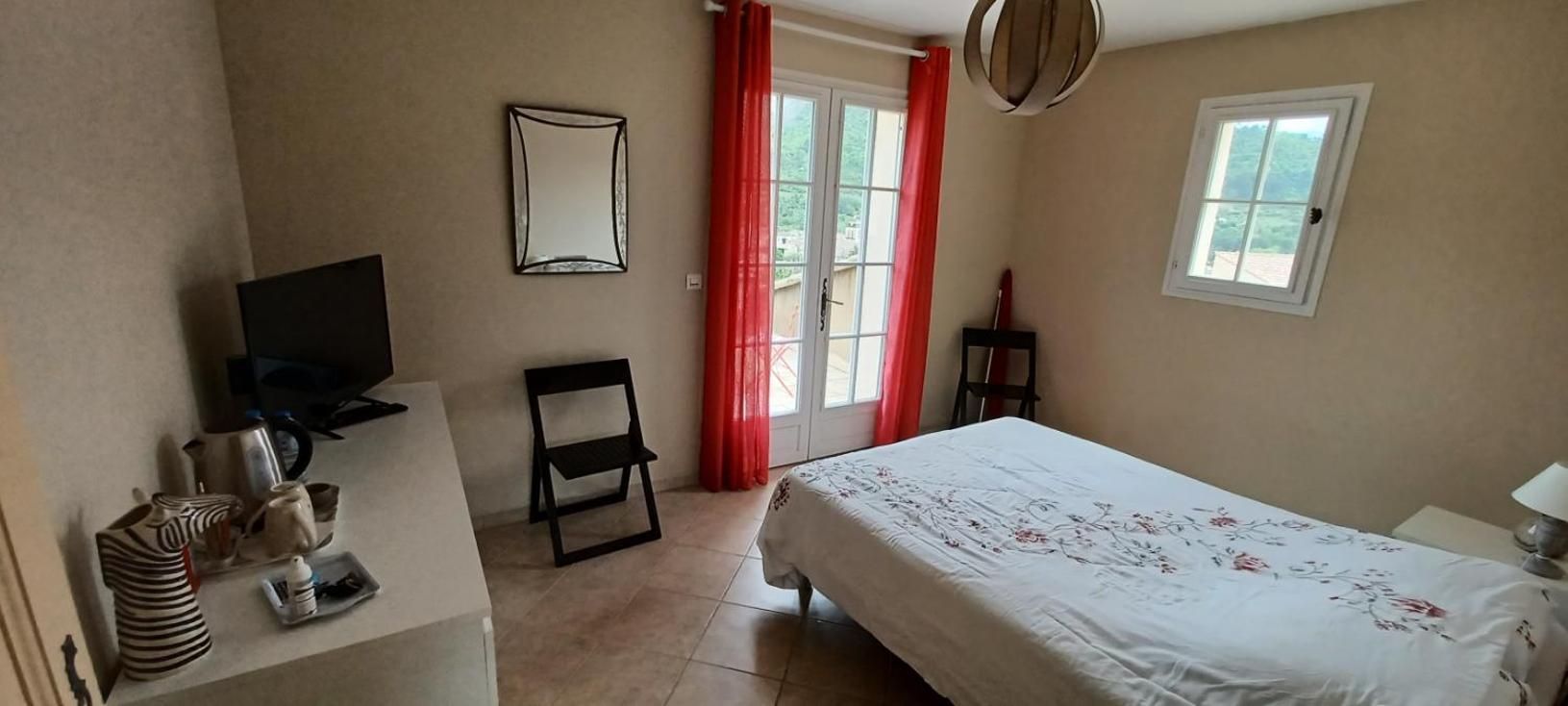Double Room with Mountain View