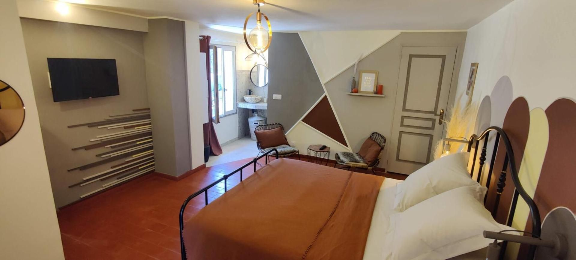 Quadruple Room with Private Bathroom