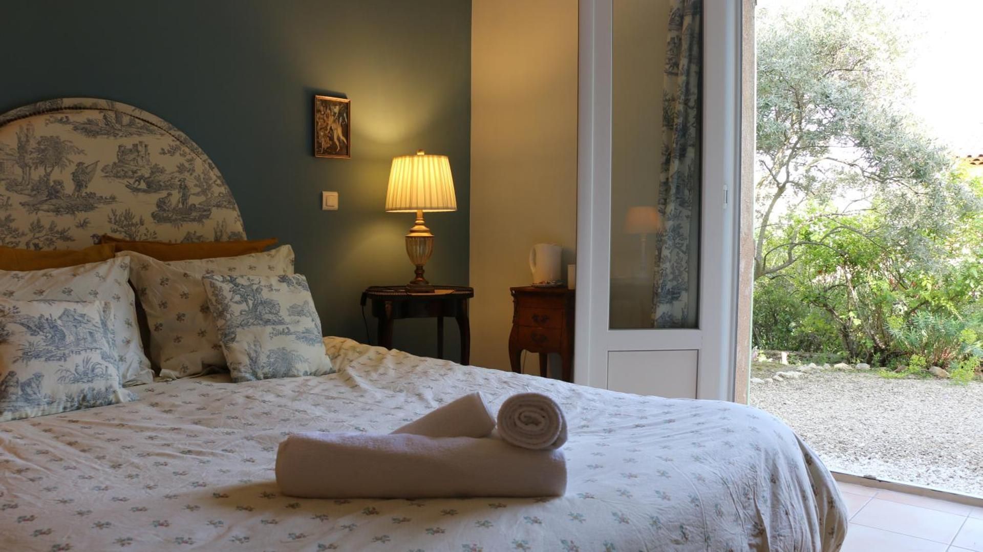 Superior King Room