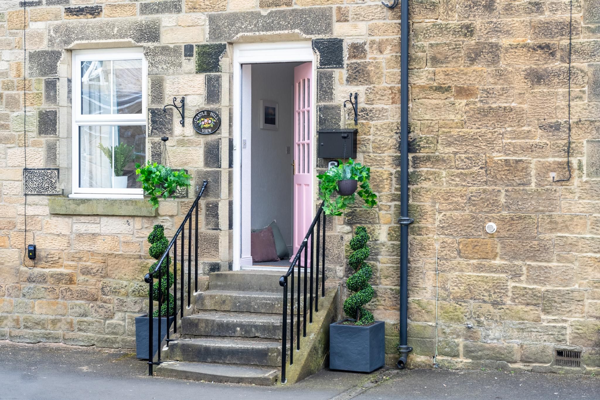 Northern Hideaways, Castle View 