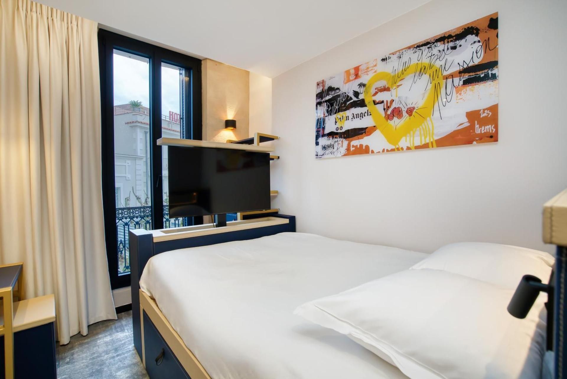 Large Double Room