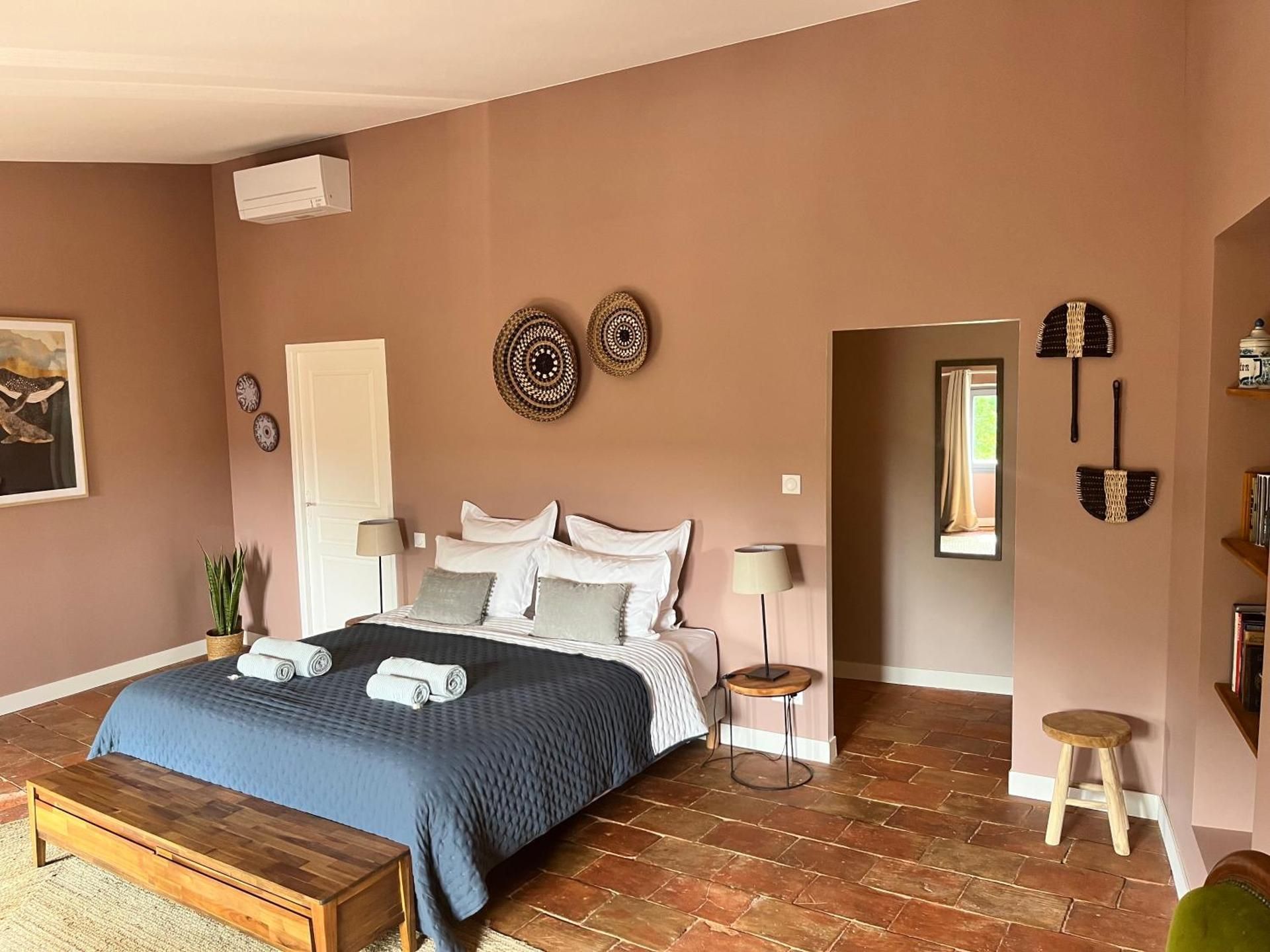 King Room with Mountain View