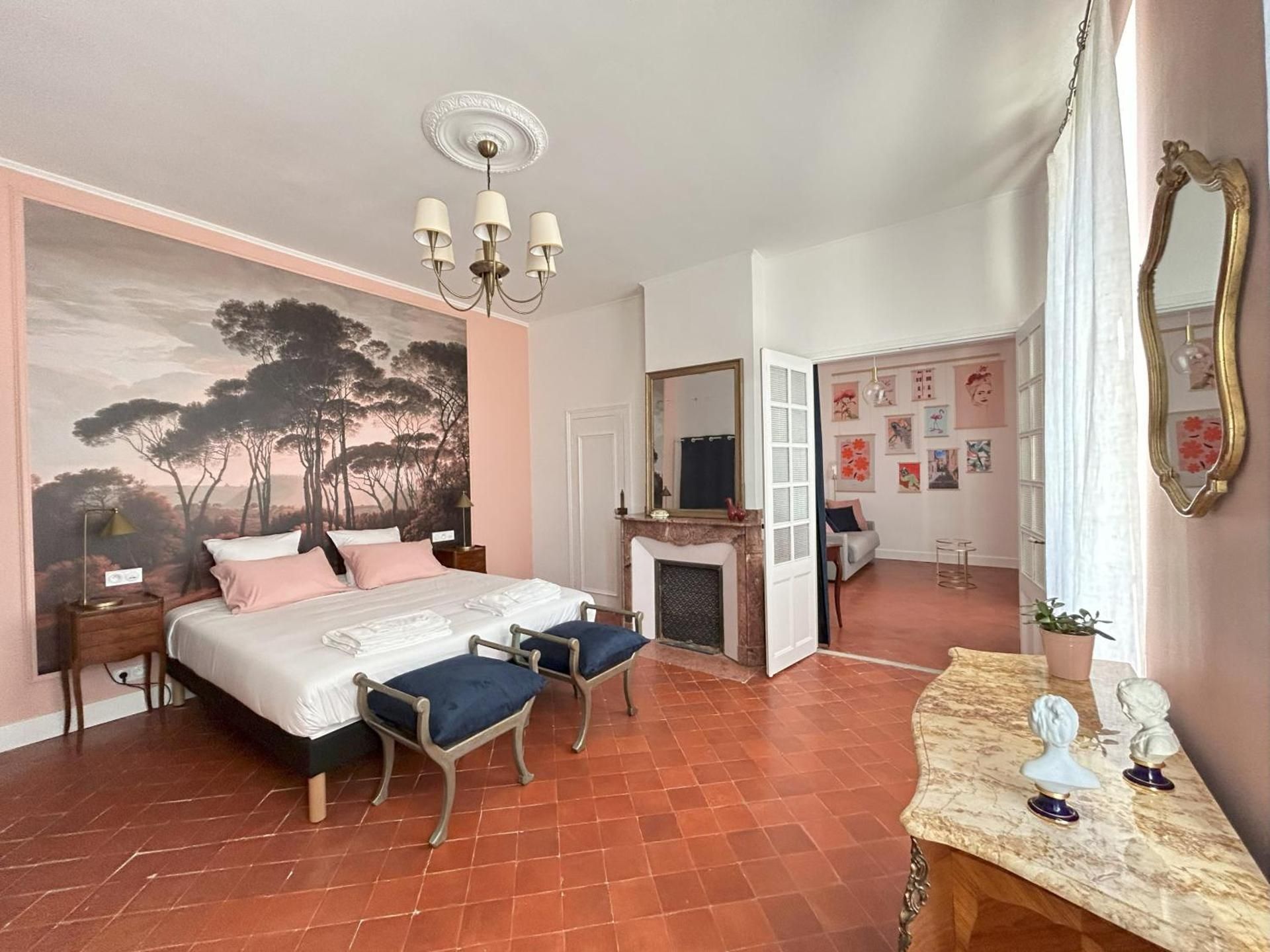 Deluxe Family Suite