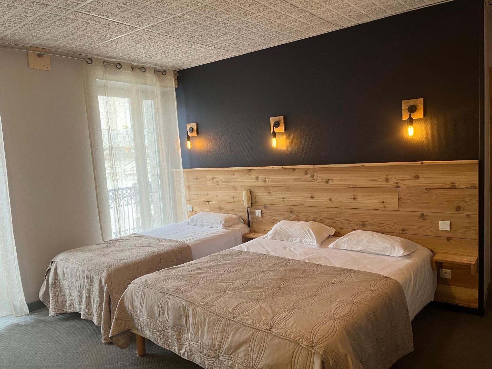 Superior Quadruple Room with Balcony and Mountain View