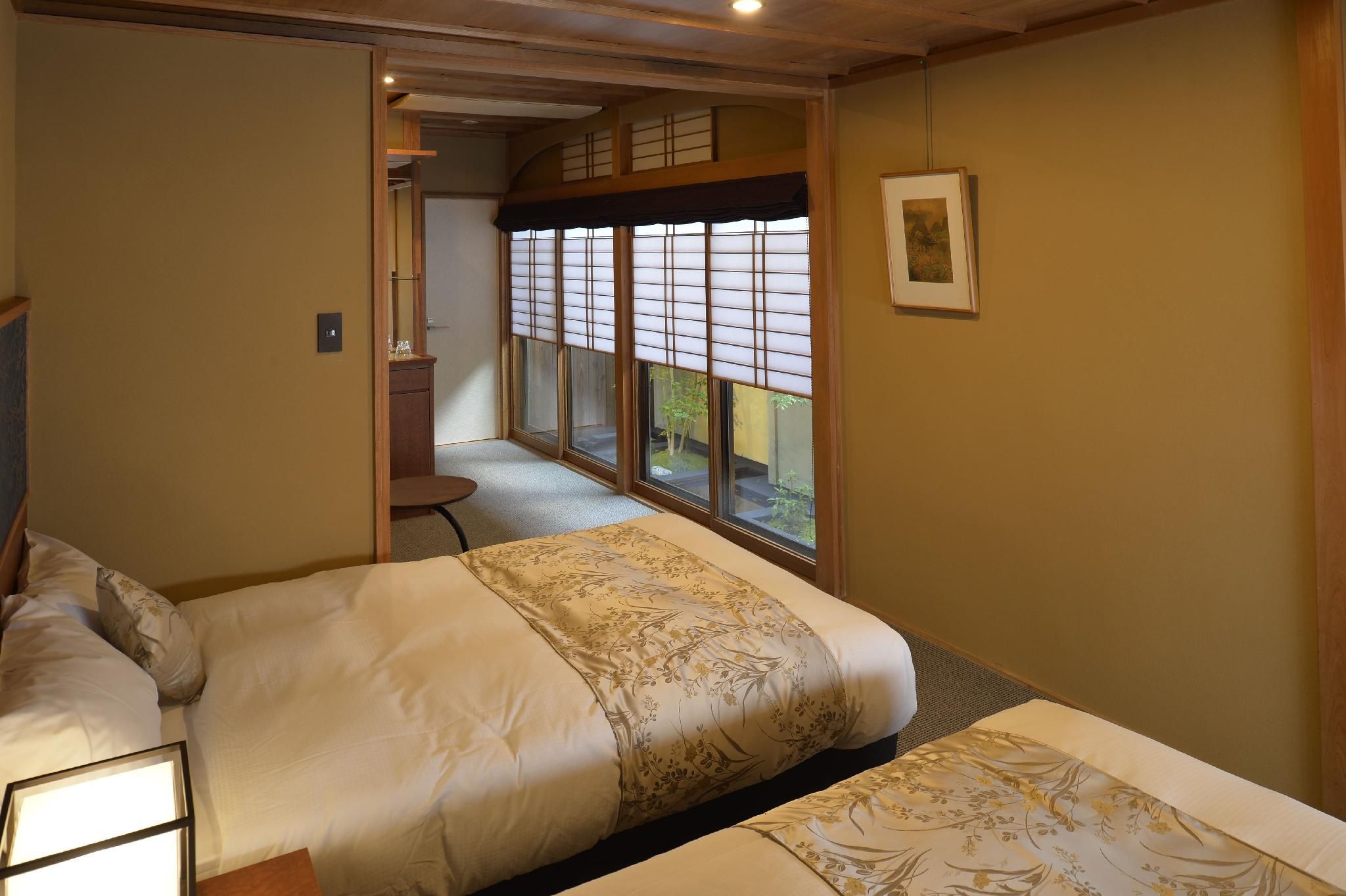 Superior Twin Room B