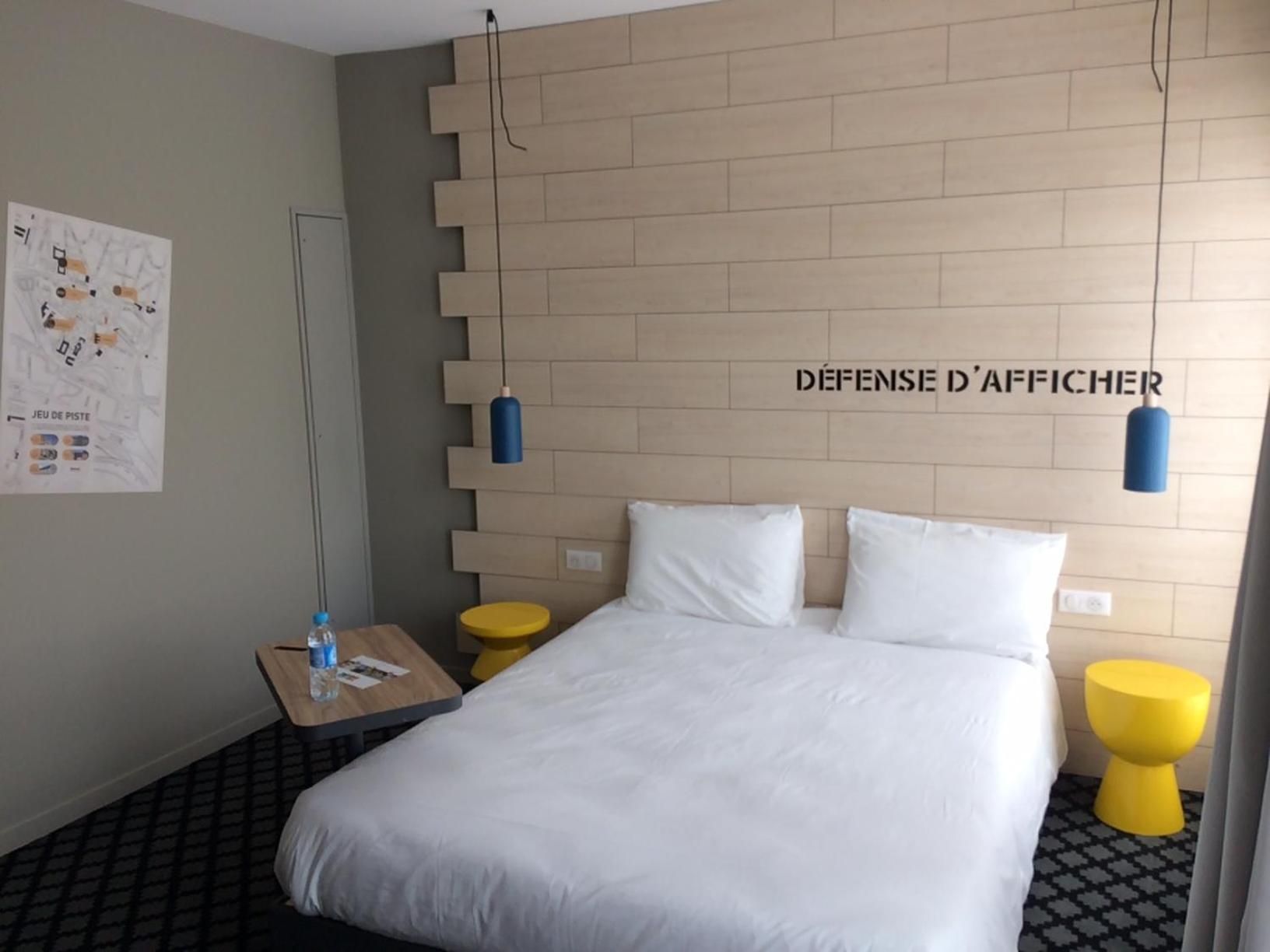 Standard Room With 1 Double Bed And 1 Sofa