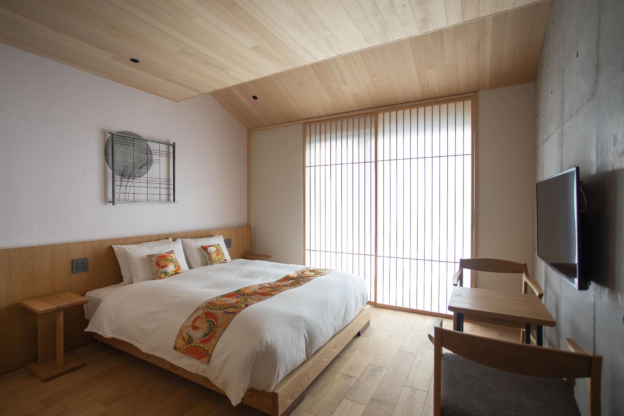 Twin Room - Non-Smoking