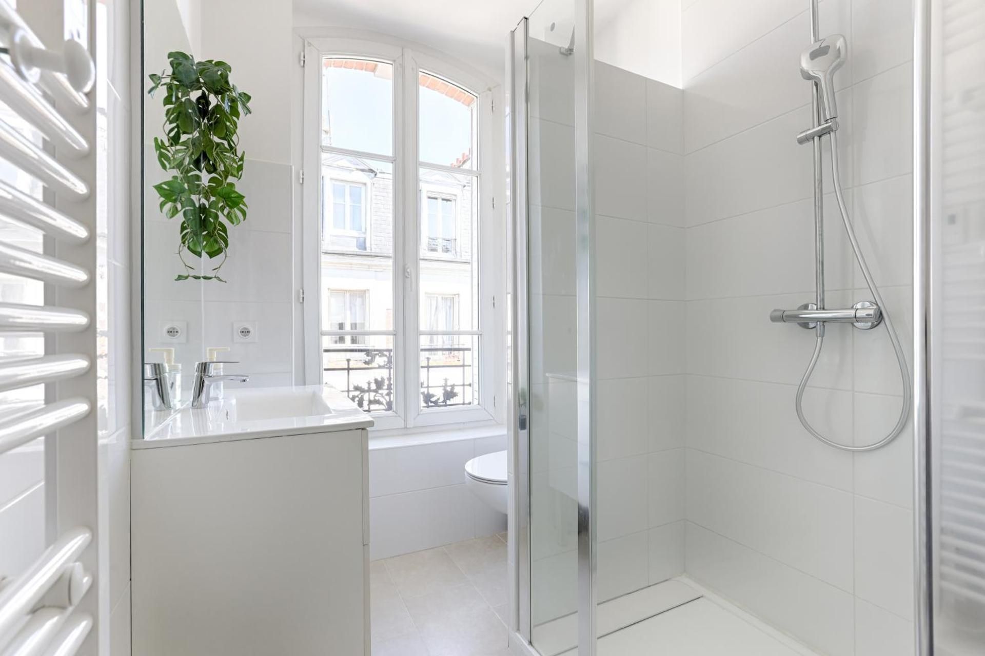 Two-Bedroom Apartment with City View