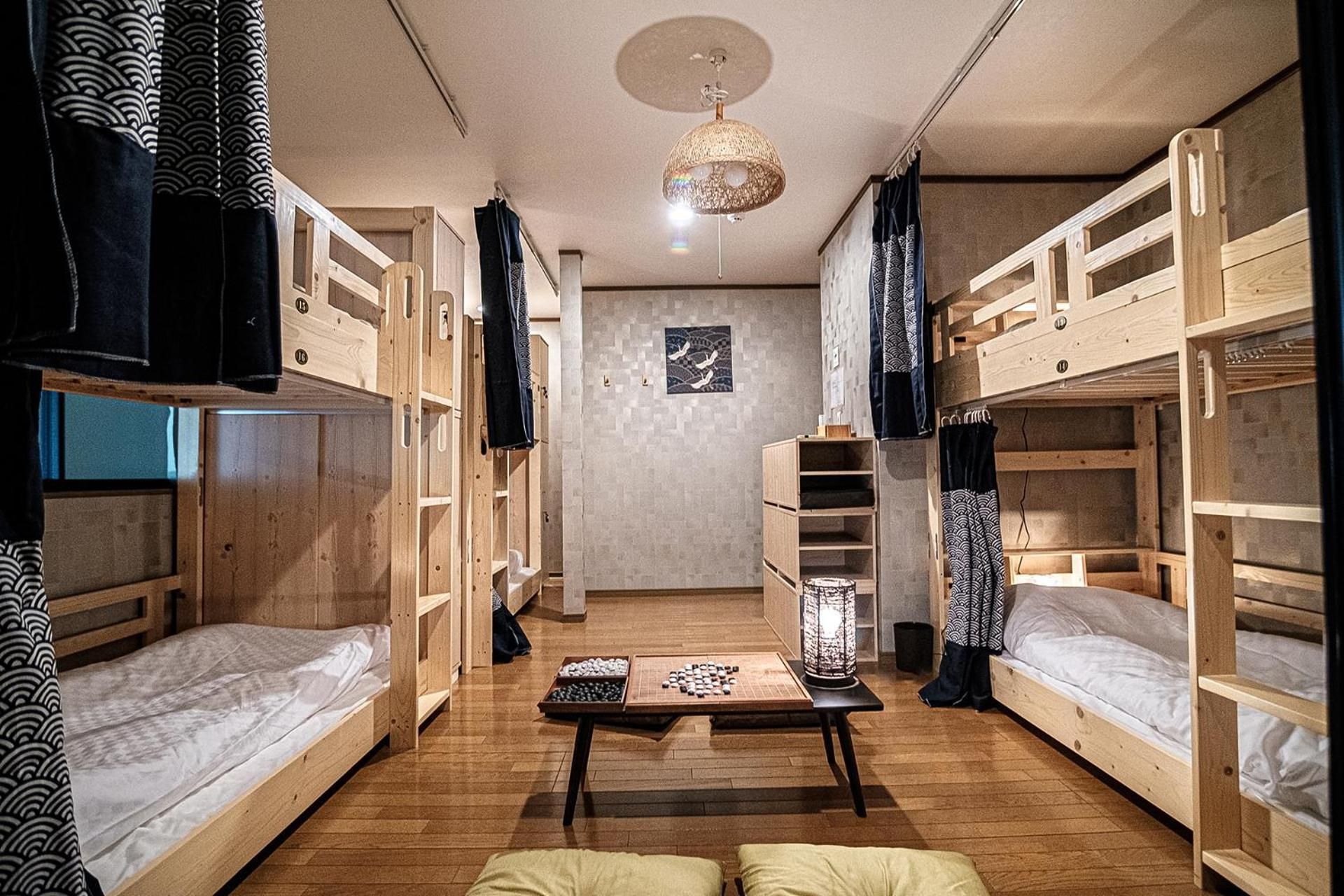 Bed in 6-Bed Mixed Dormitory Room