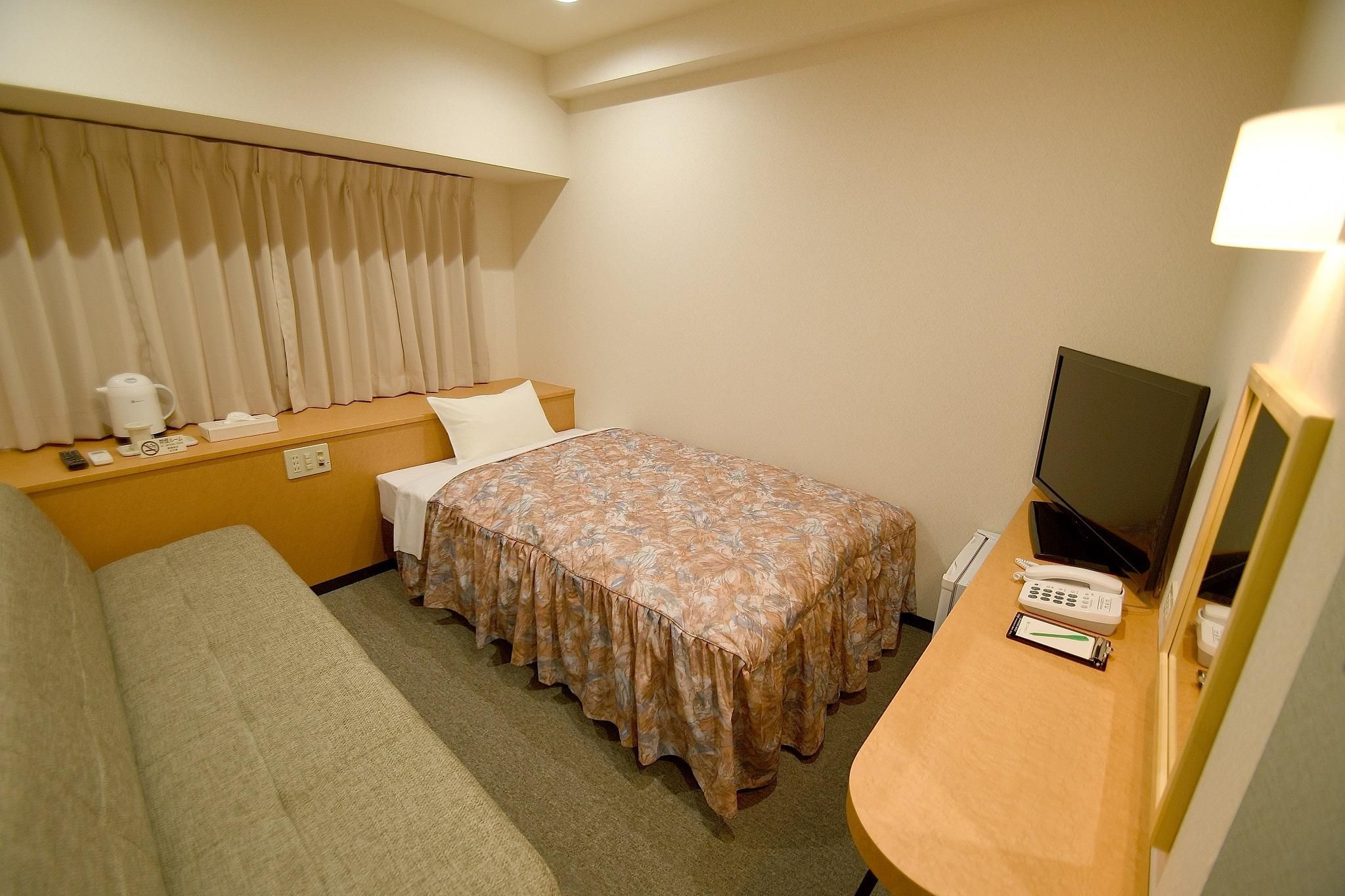 Single Room A - Smoking
