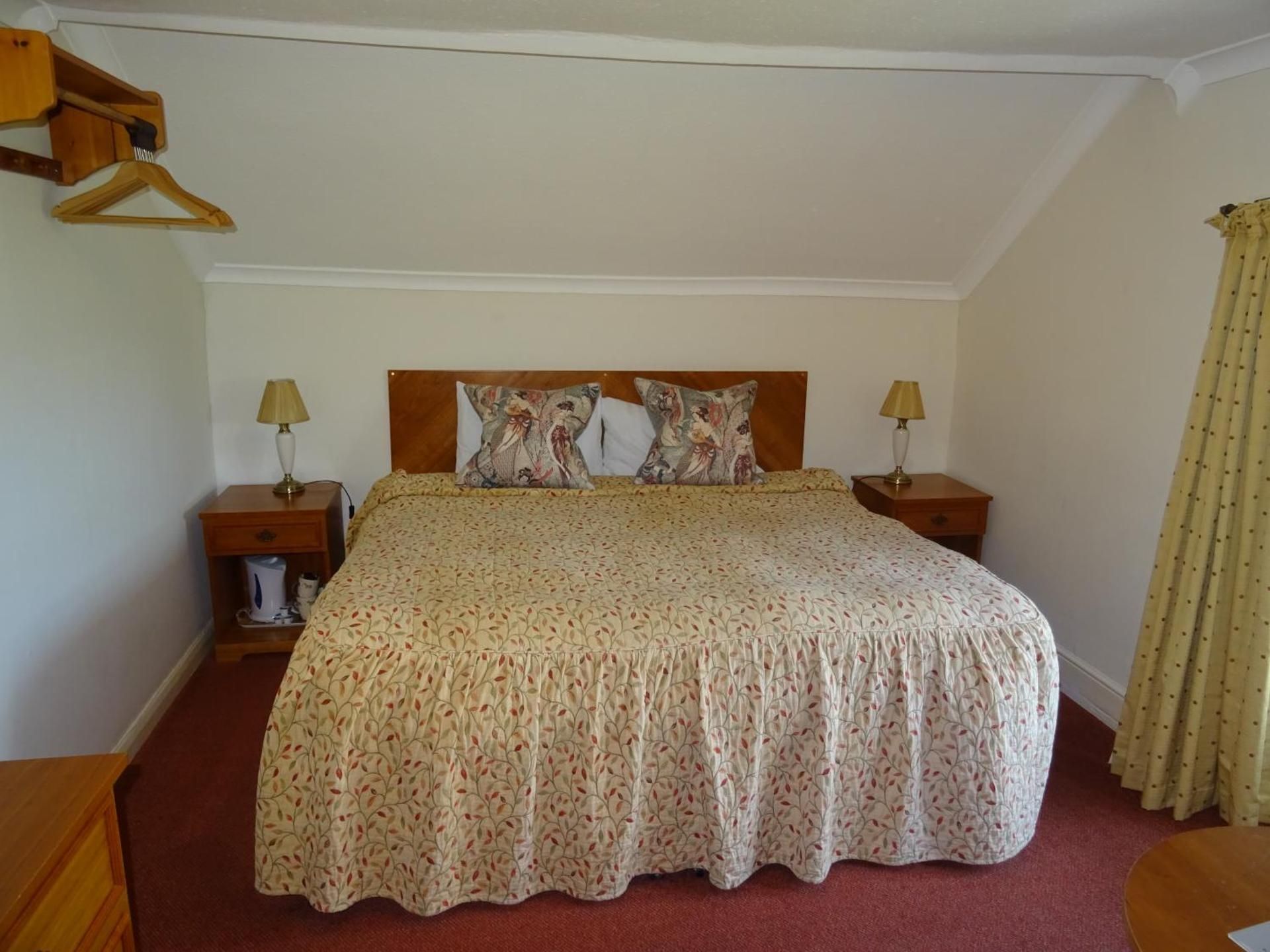 Economy Family Room