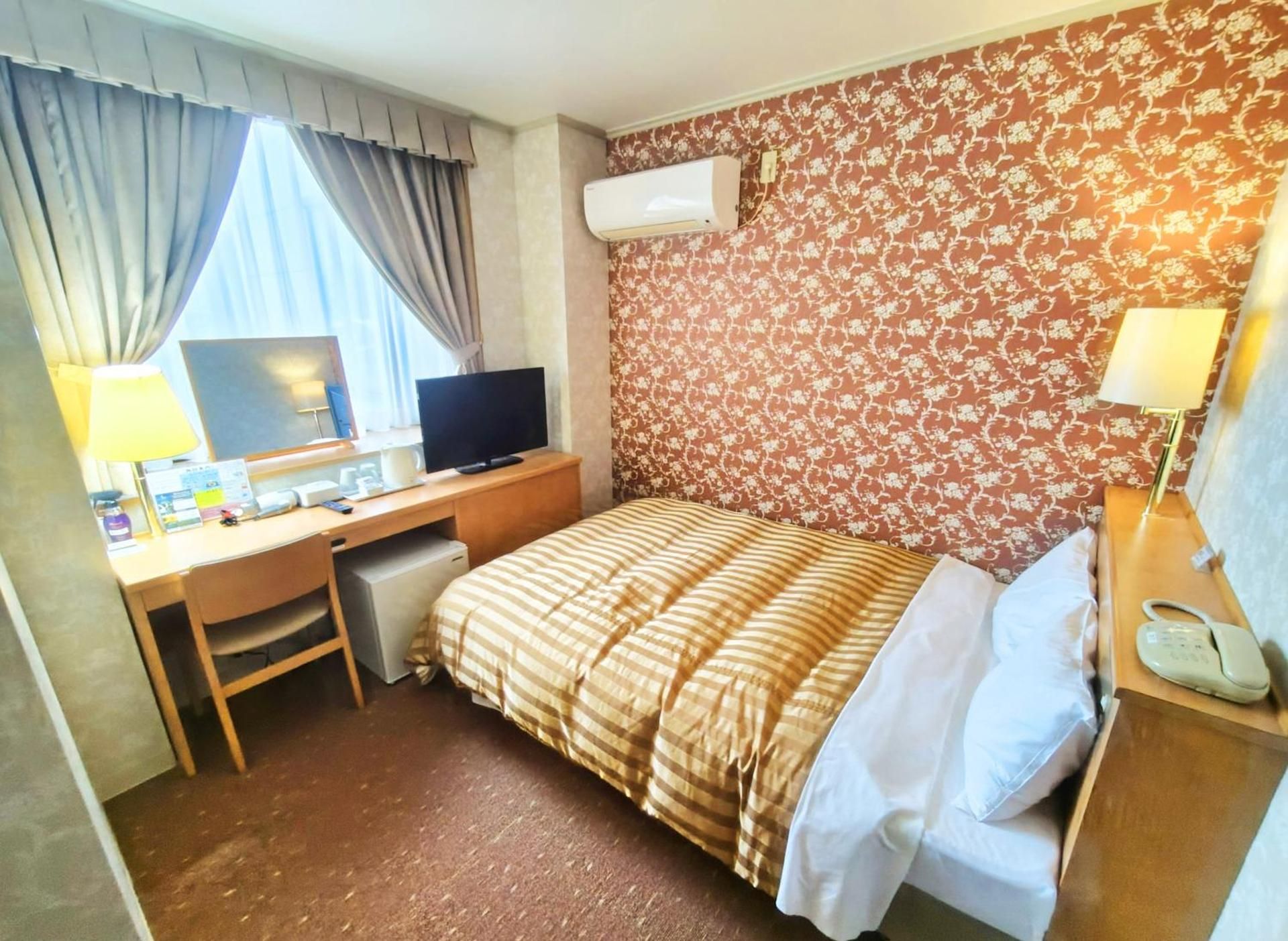 Double Room - Non-Smoking