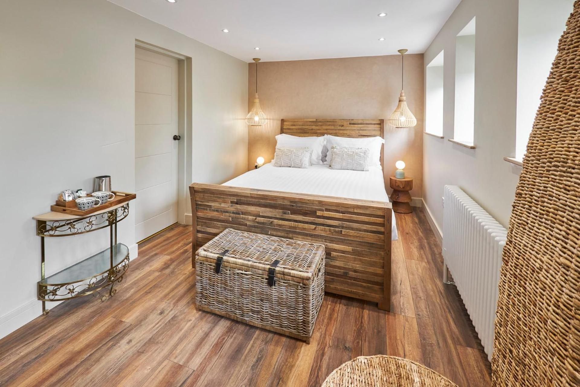 Deluxe King Suite