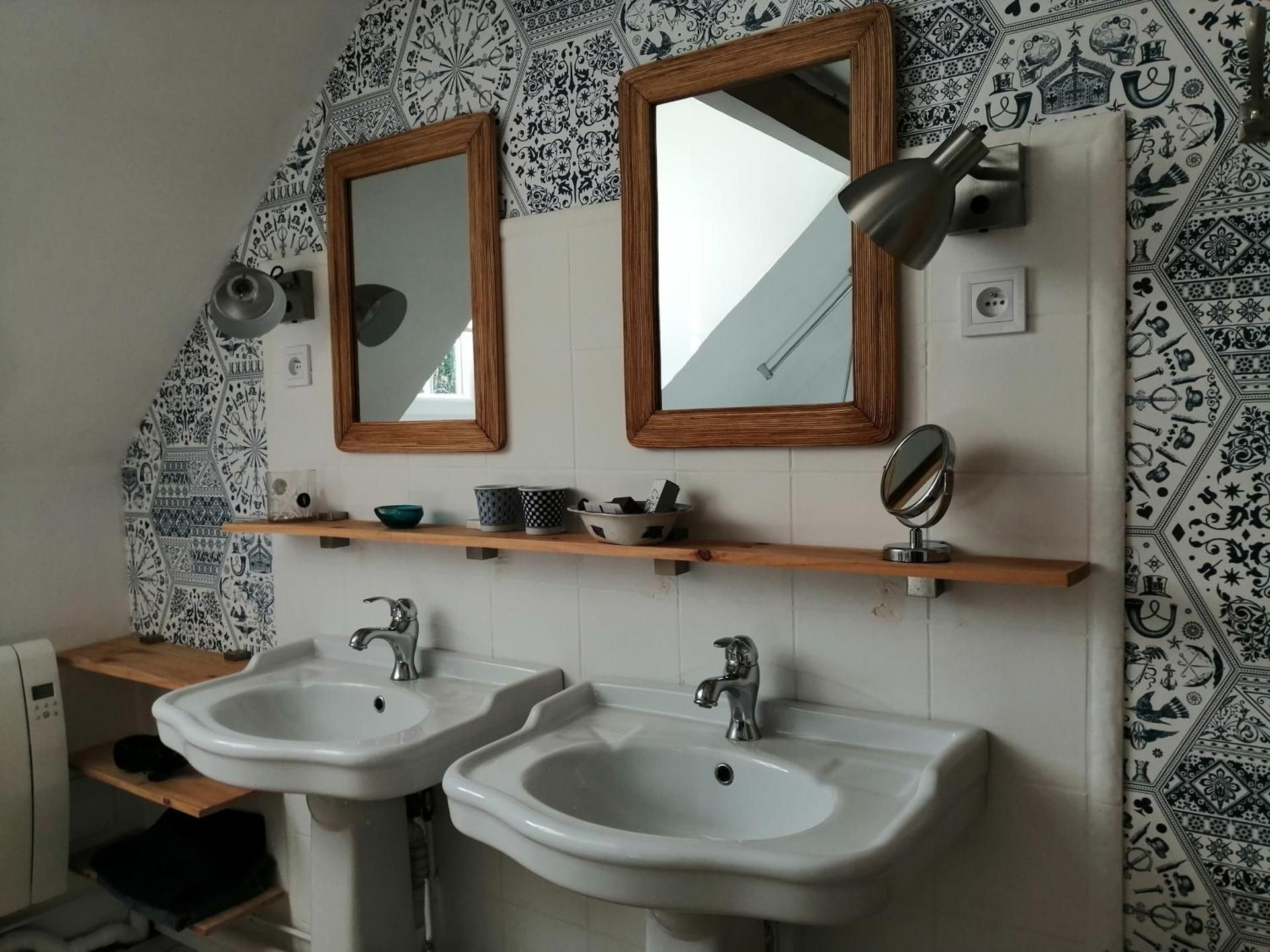 Double Room with Private Bathroom