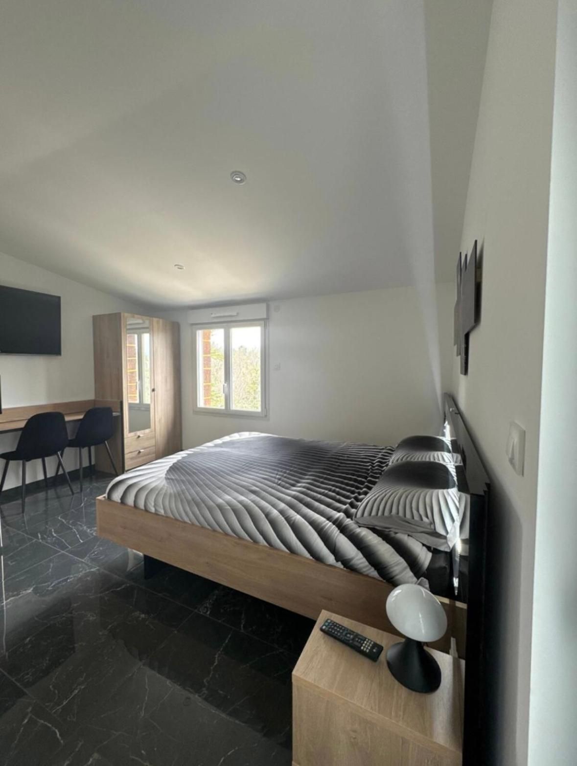 Double Room with Mountain View