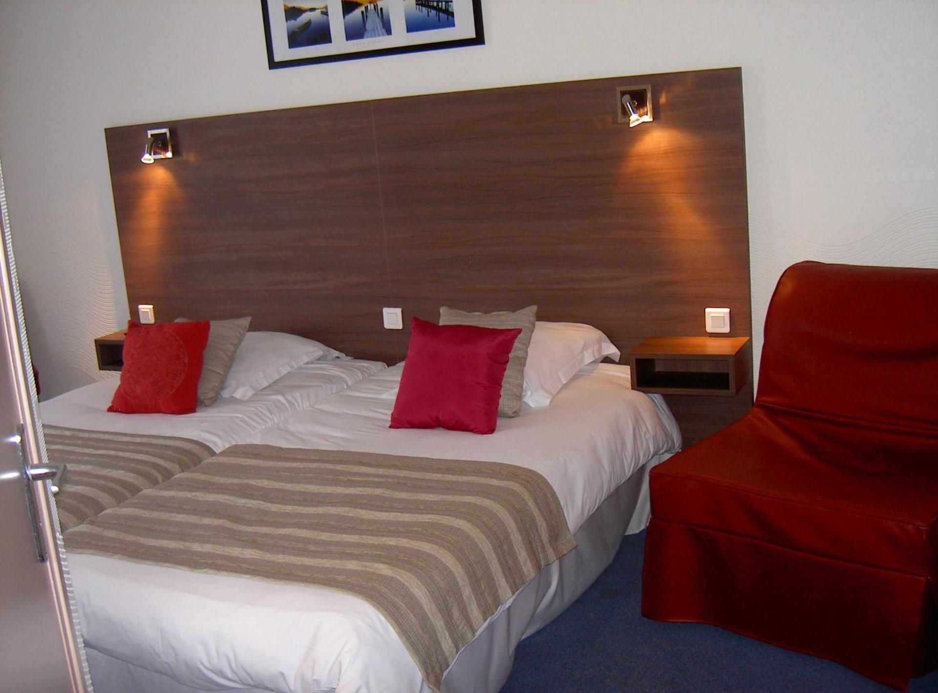 Comfort Twin Room - with street view