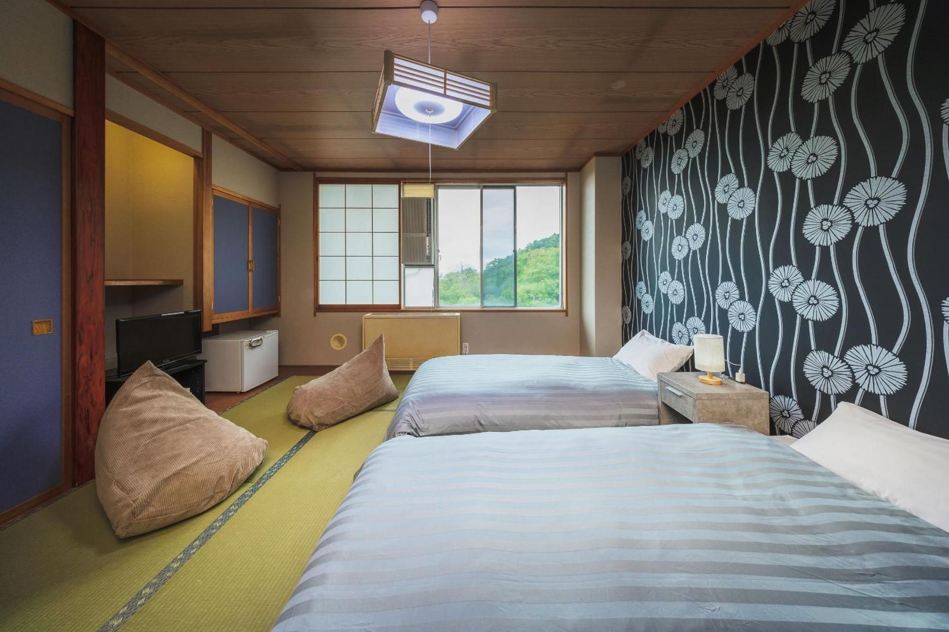 Twin Room with Shared Bathroom