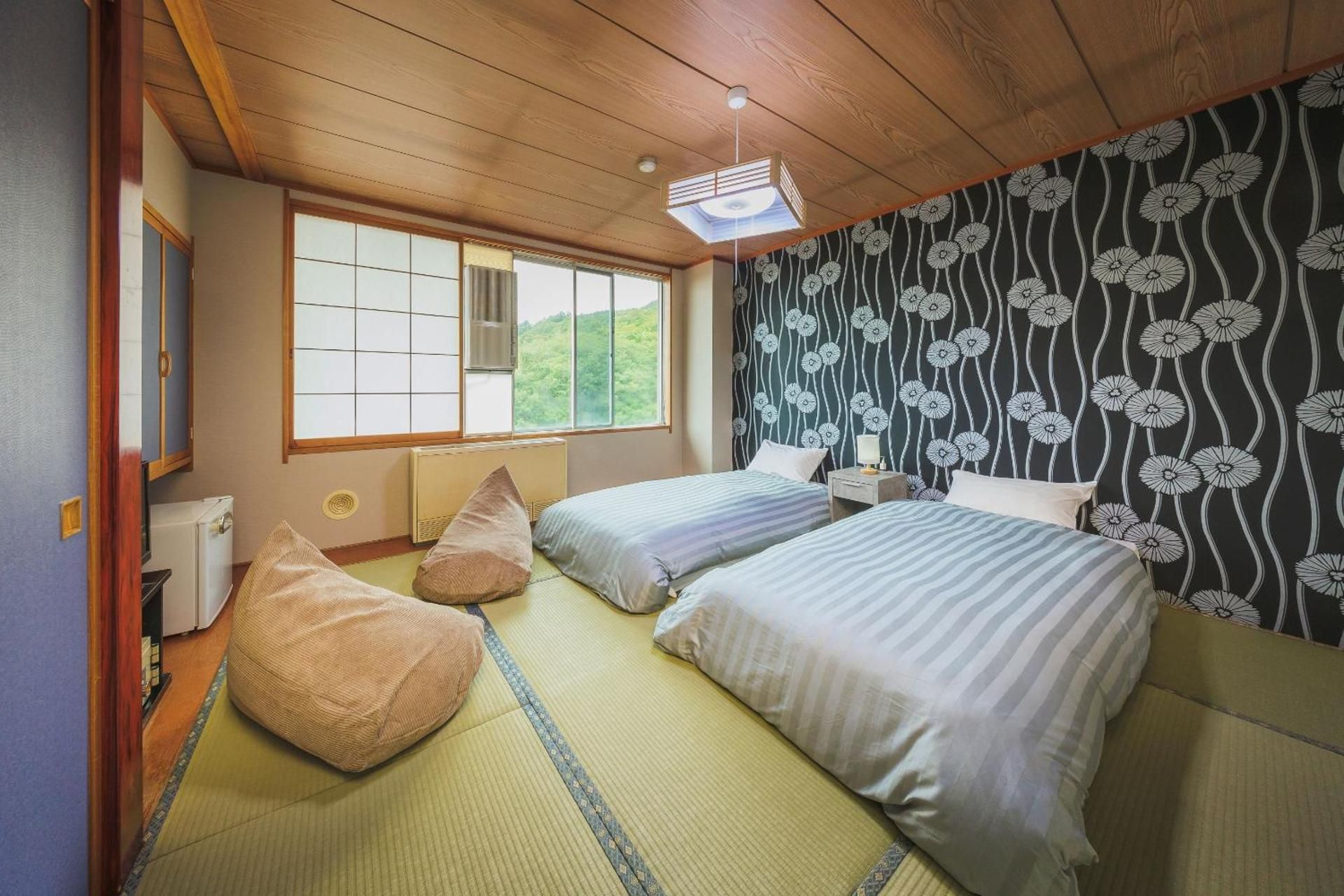 Club Room with Two Single Beds