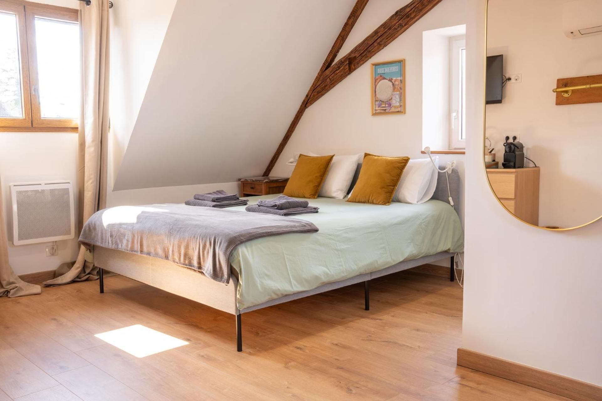 Double Room with Private Bathroom