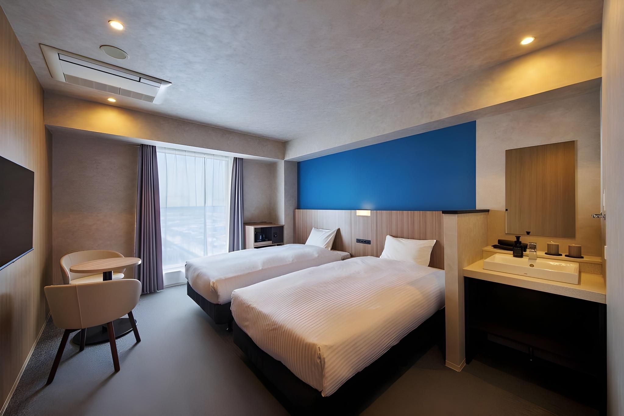 Starlight Floor Twin Plus 1 ES CON FIELD View