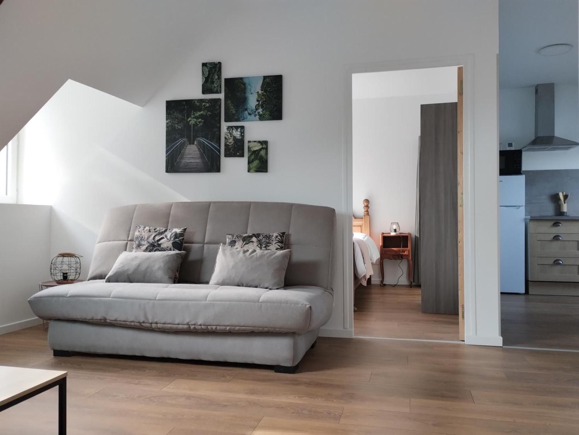 One-Bedroom Apartment