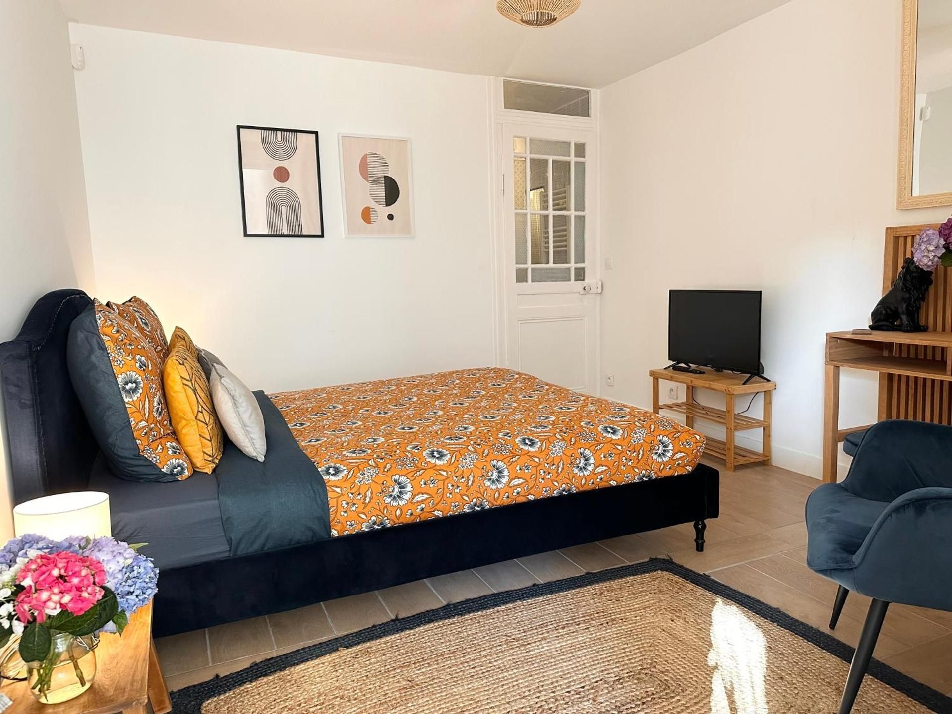 Queen Room