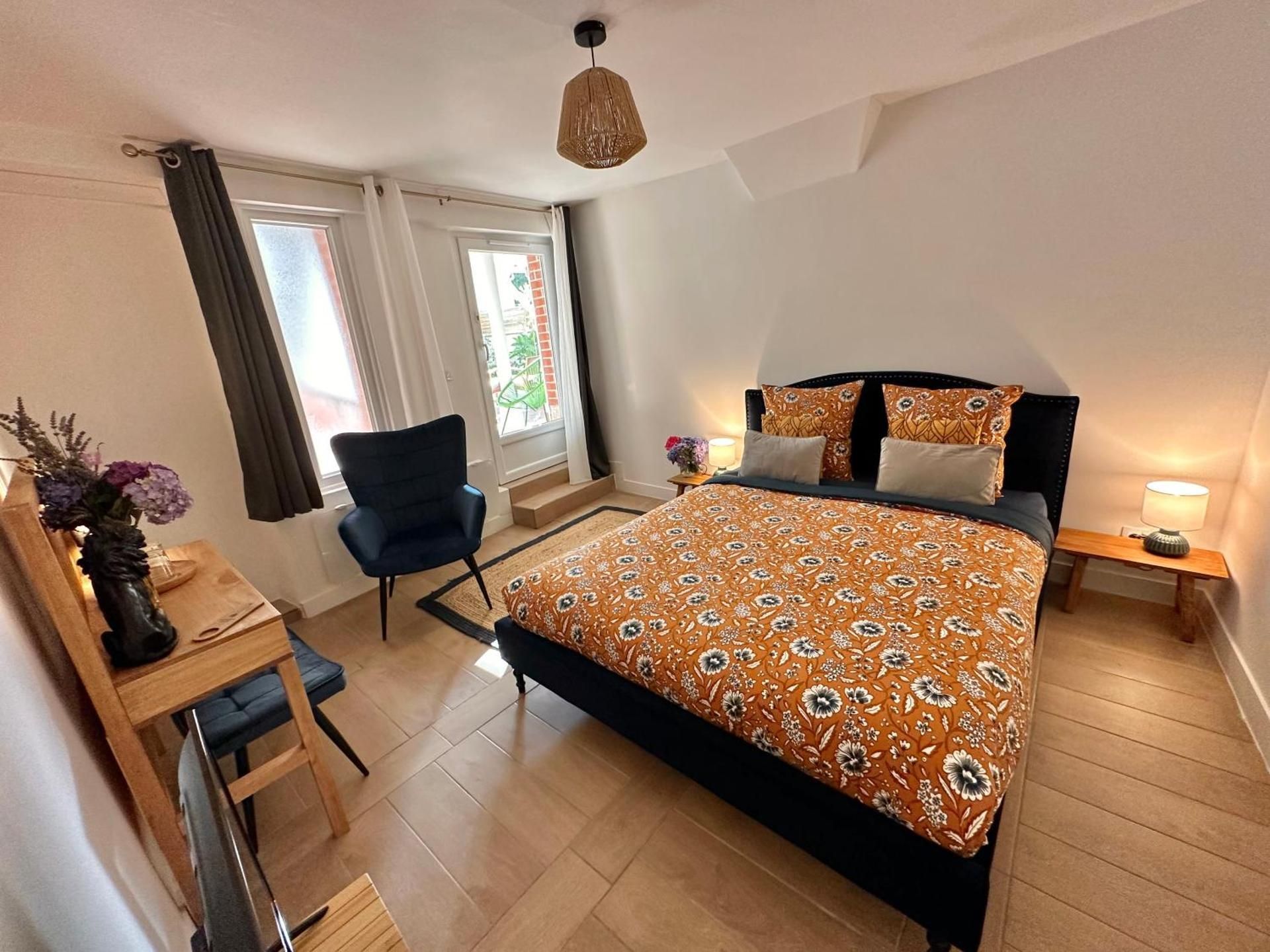 Queen Room