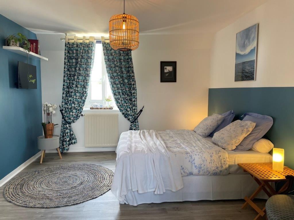 Leblon-Family room-Private Bathroom-Garden View