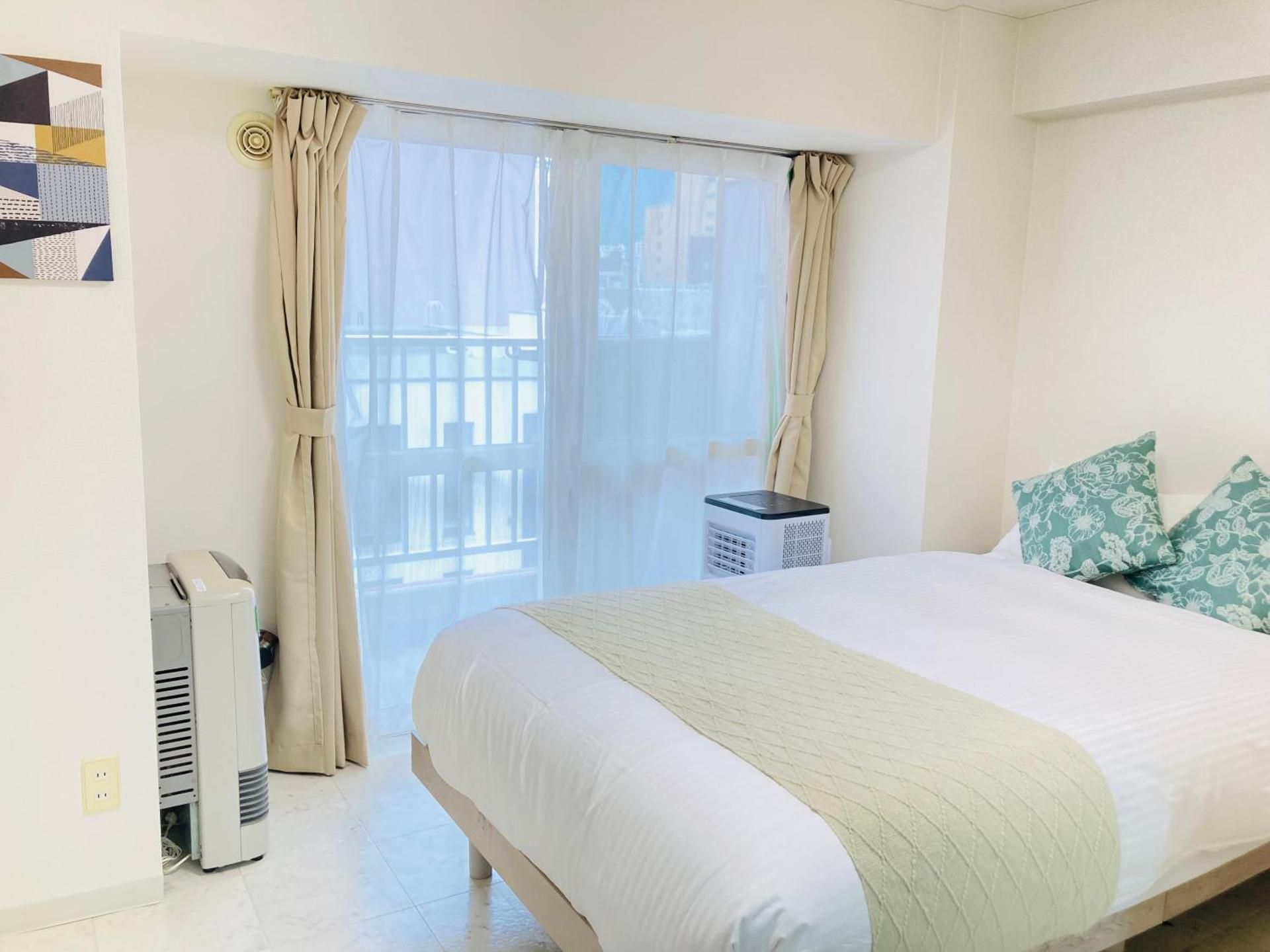 One-Bedroom Apartment with Balcony