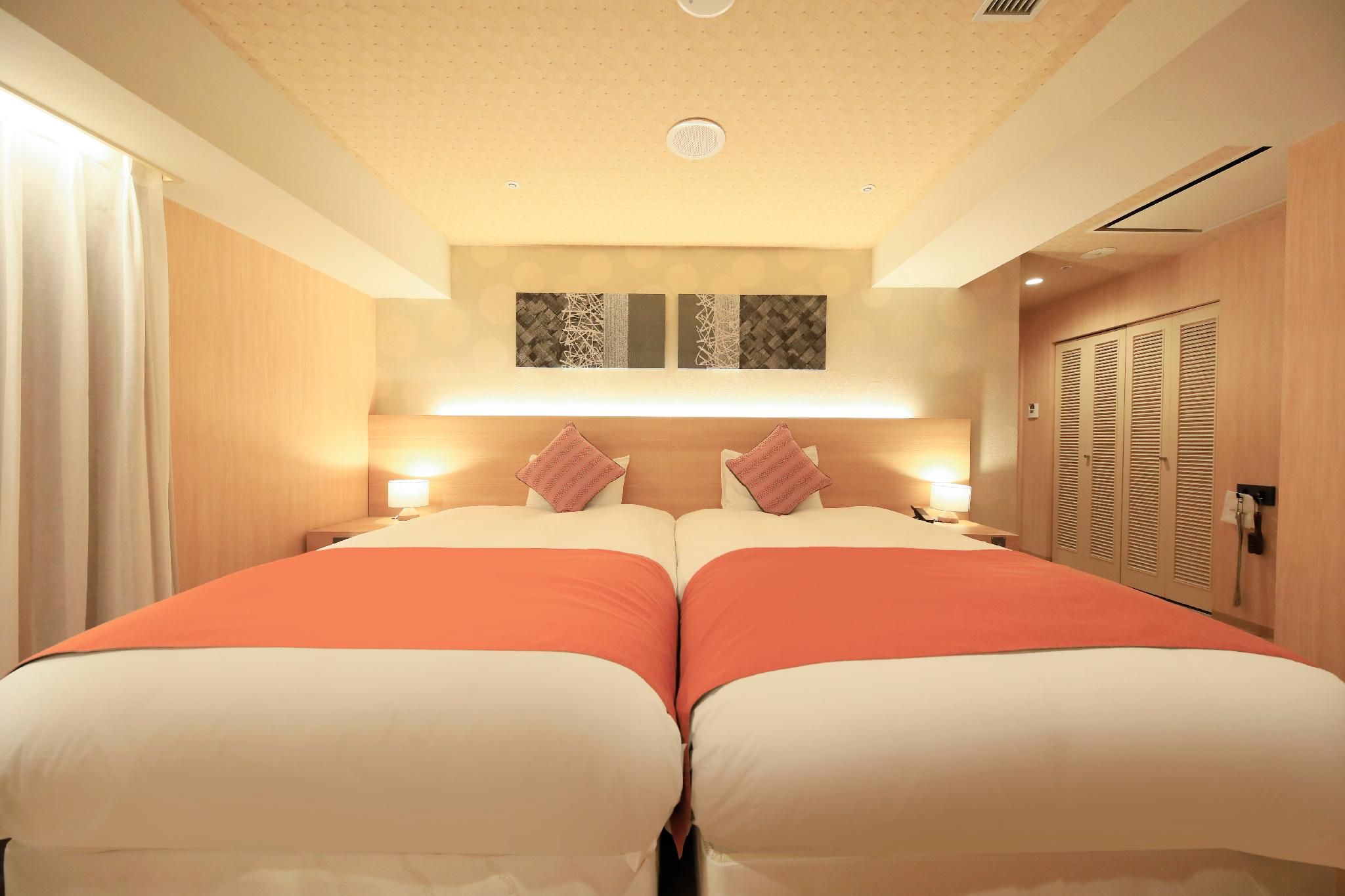 Moderate Twin Room - Non-Smoking