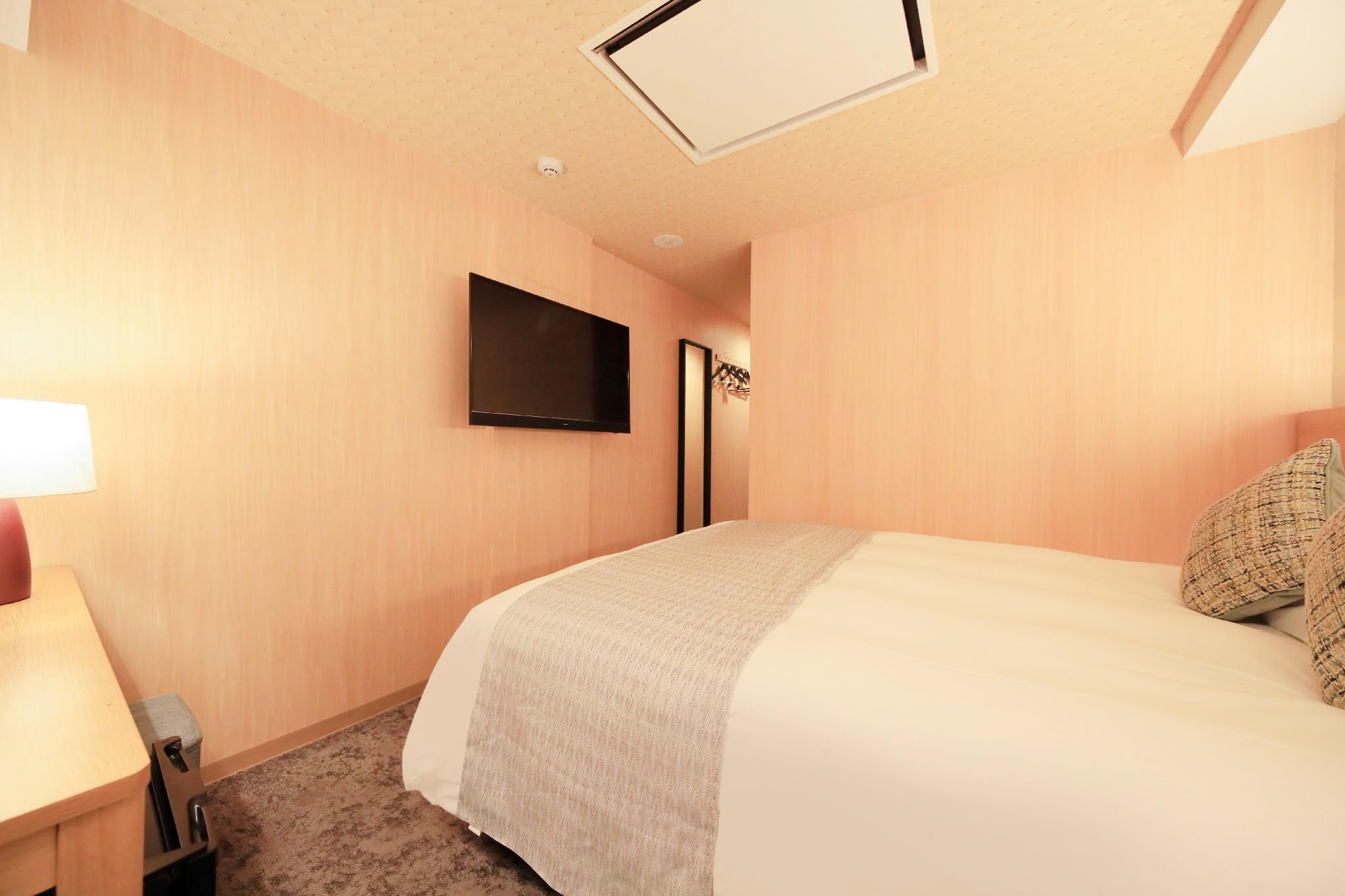 Quintessa Hotel Sapporo Susukino 63 Relax & Spa Stand Queen Room 2