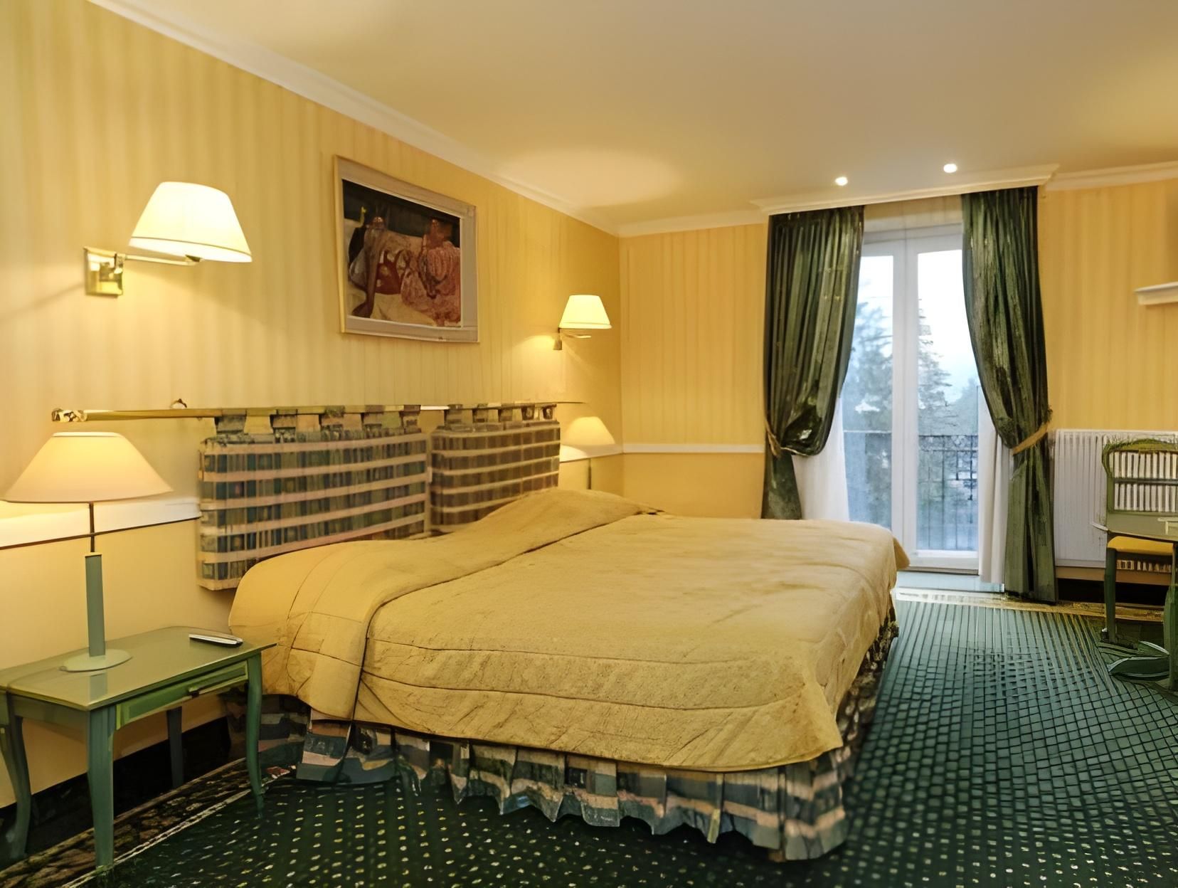 Deluxe Double Room with Park View