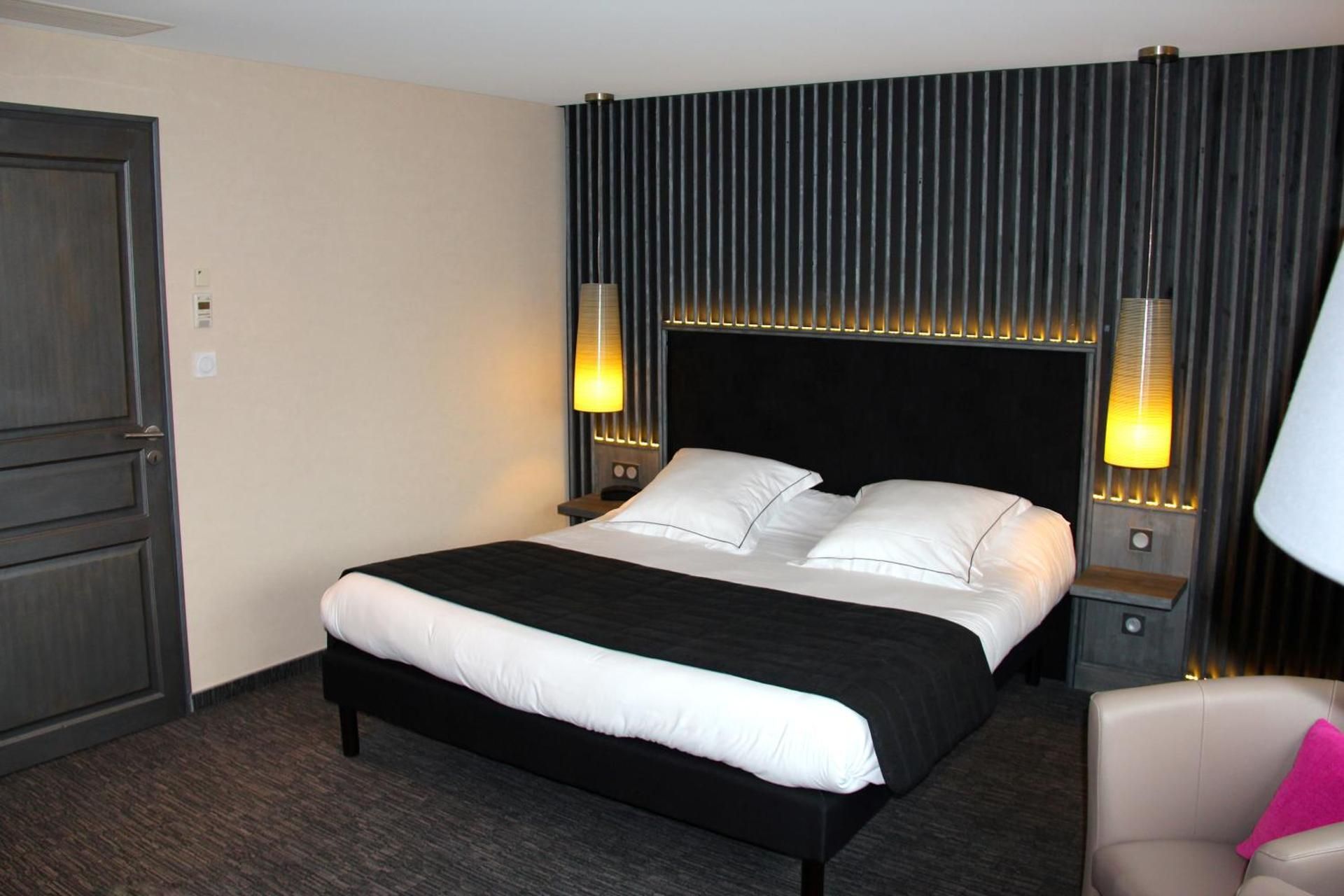 Two Connecting Double Rooms