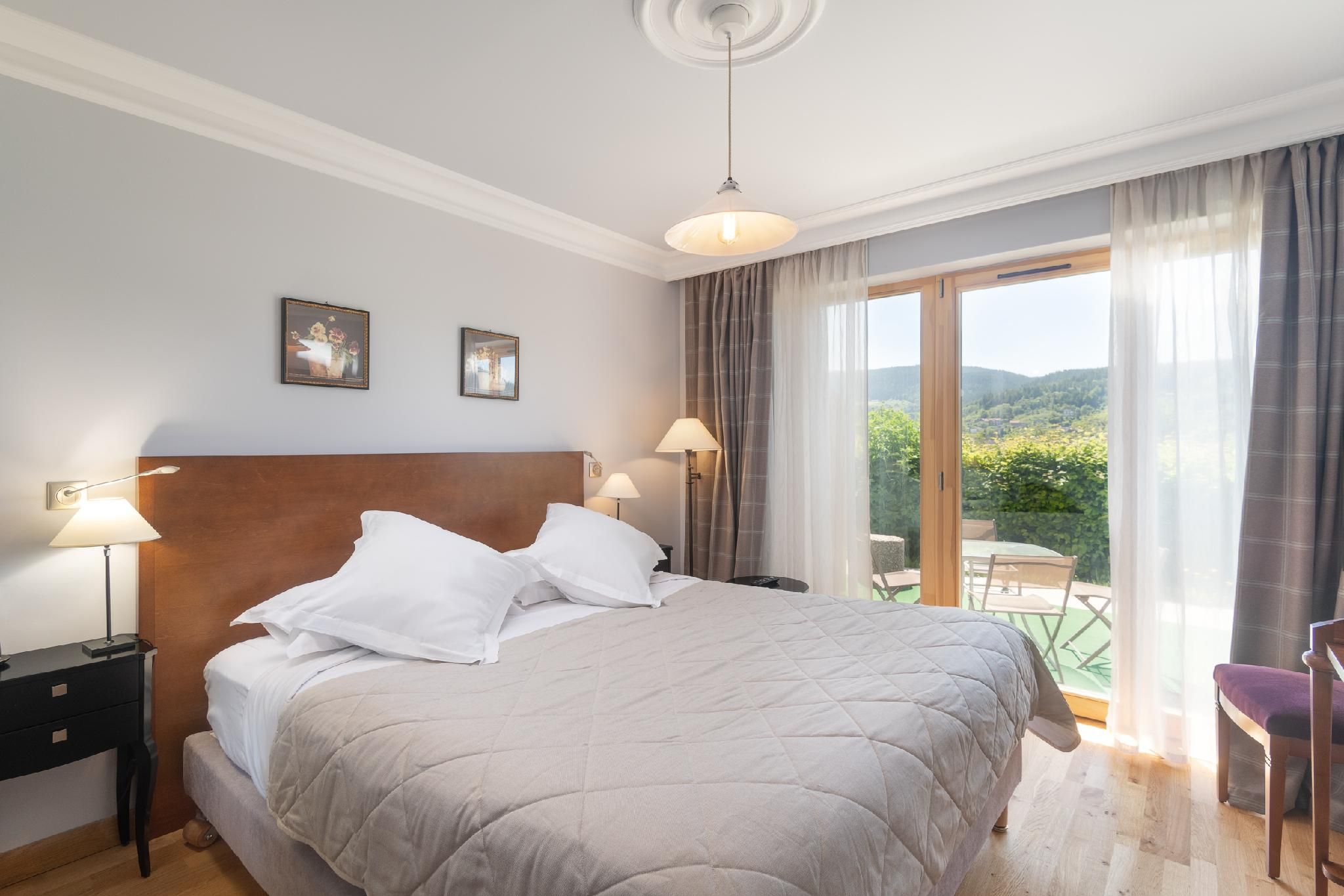 Standard - 1 Double Bed, Non-Smoking