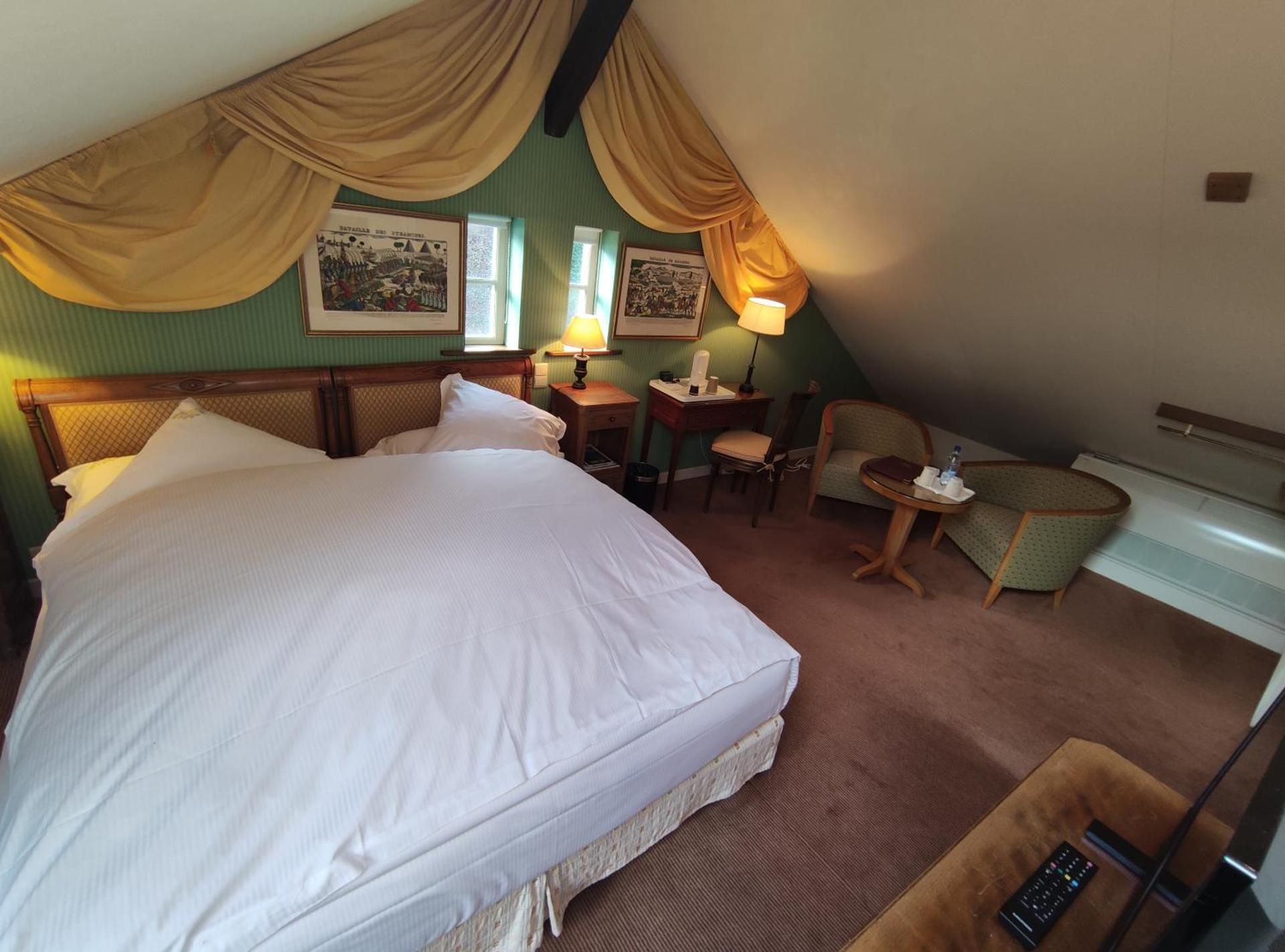 Chambre Double Mansardée