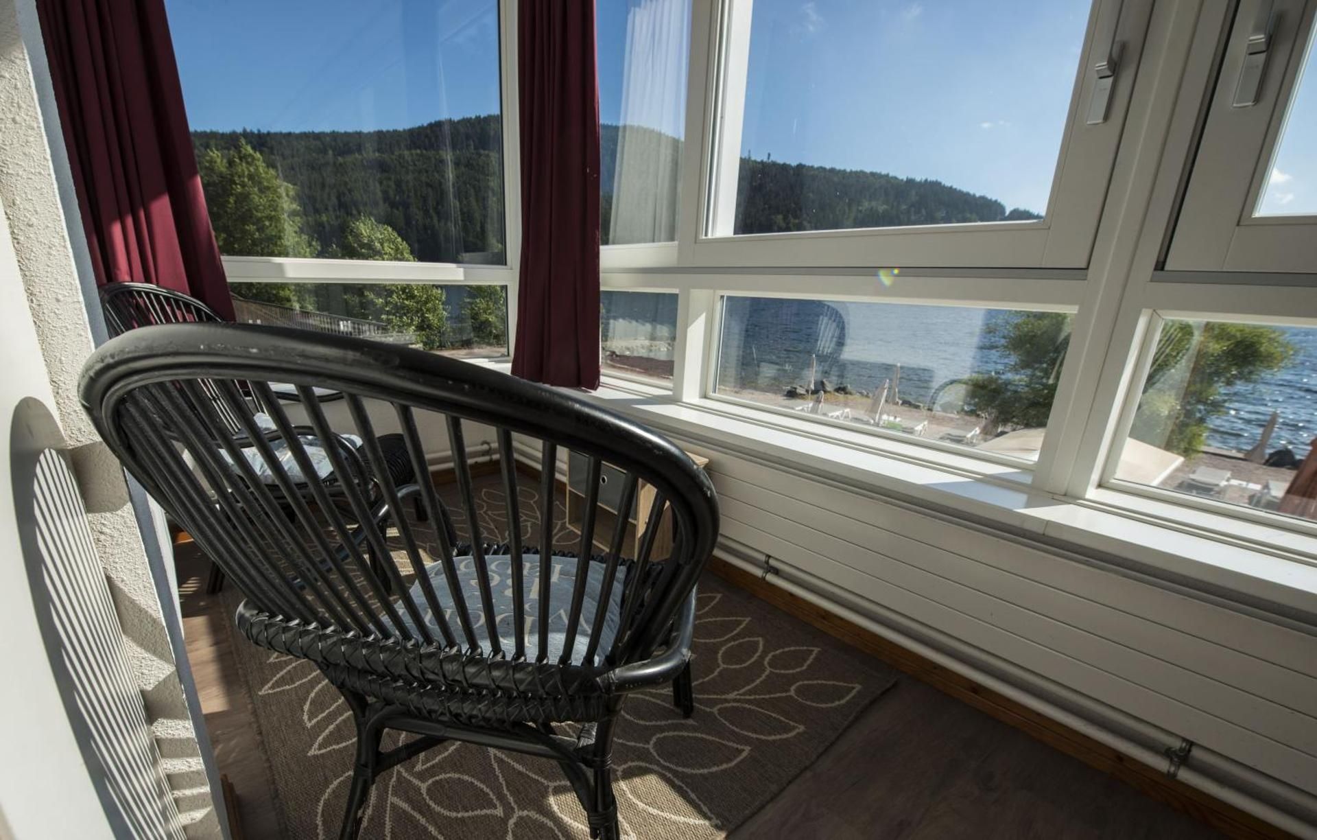 Apartment Comfort with Magic View on the Lake