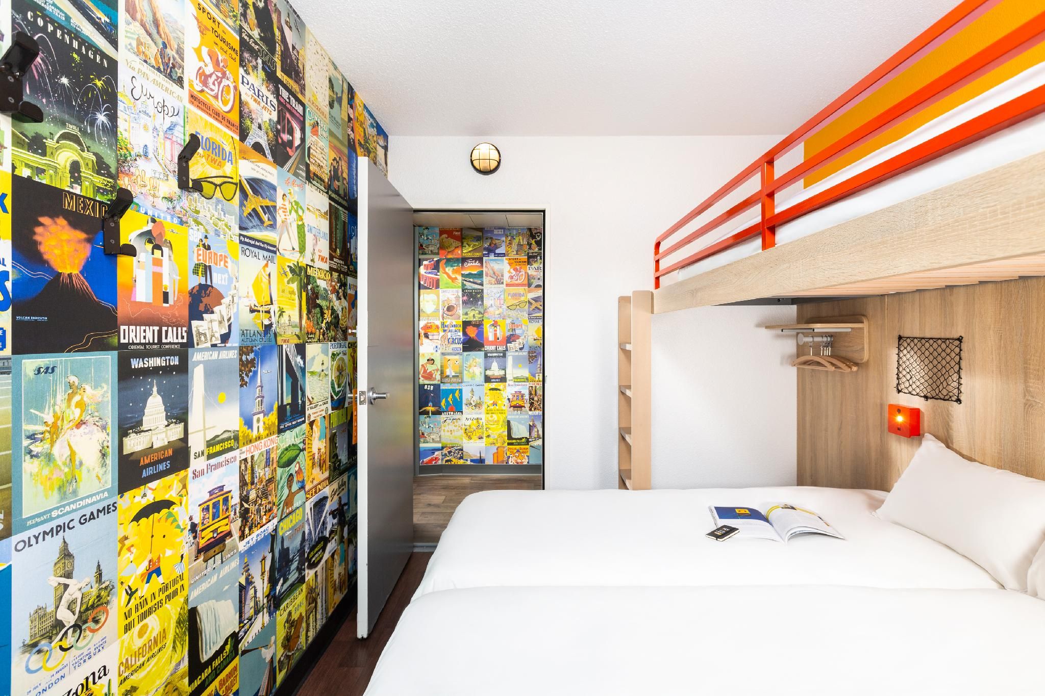 Break Room 2 twin beds and 1 loft bed for up to 3 guests