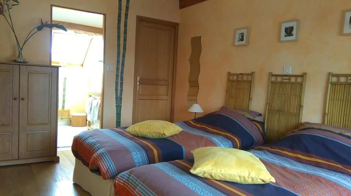 Twin Room with Private Bathroom