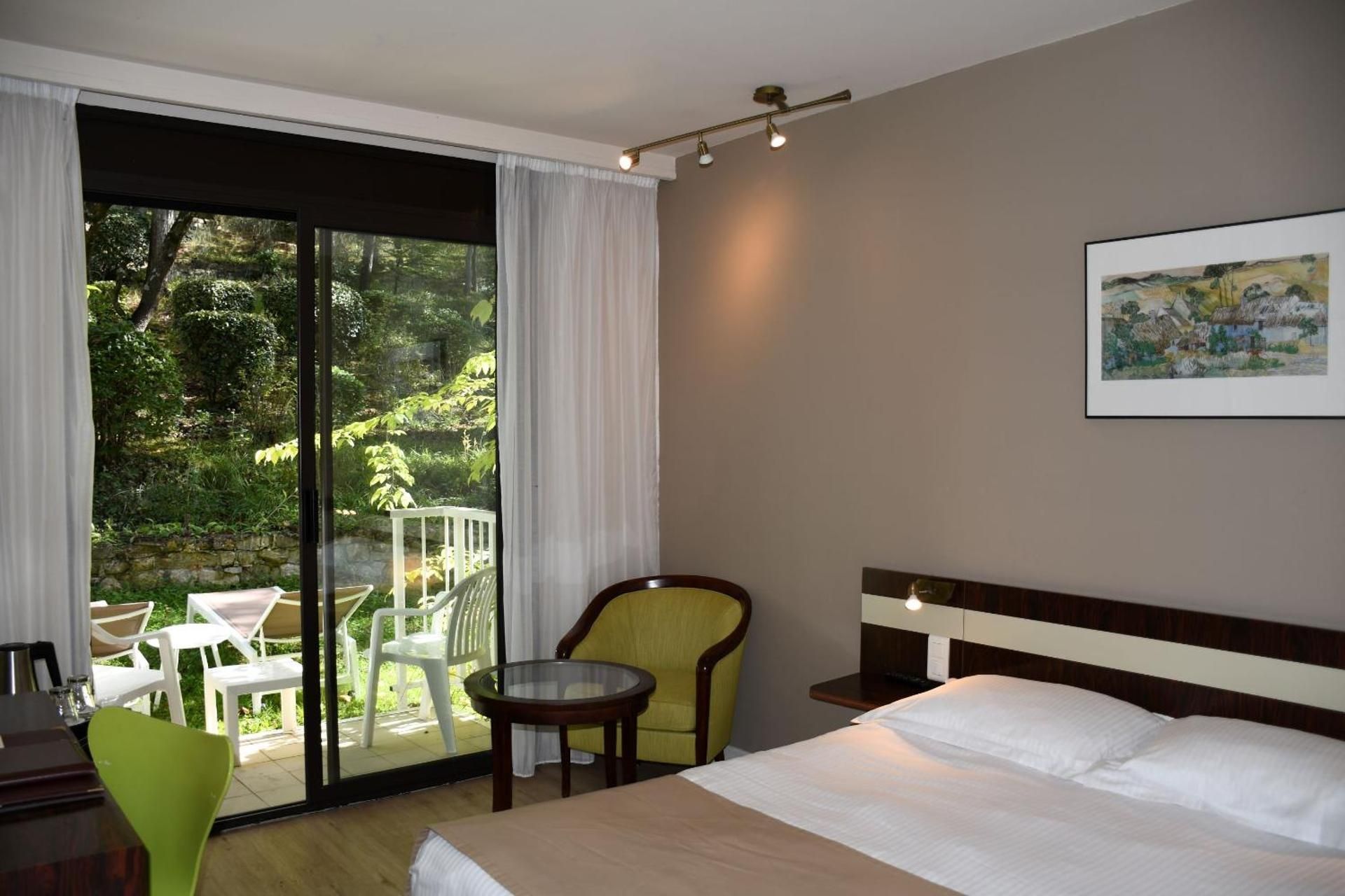 Double Room with Garden